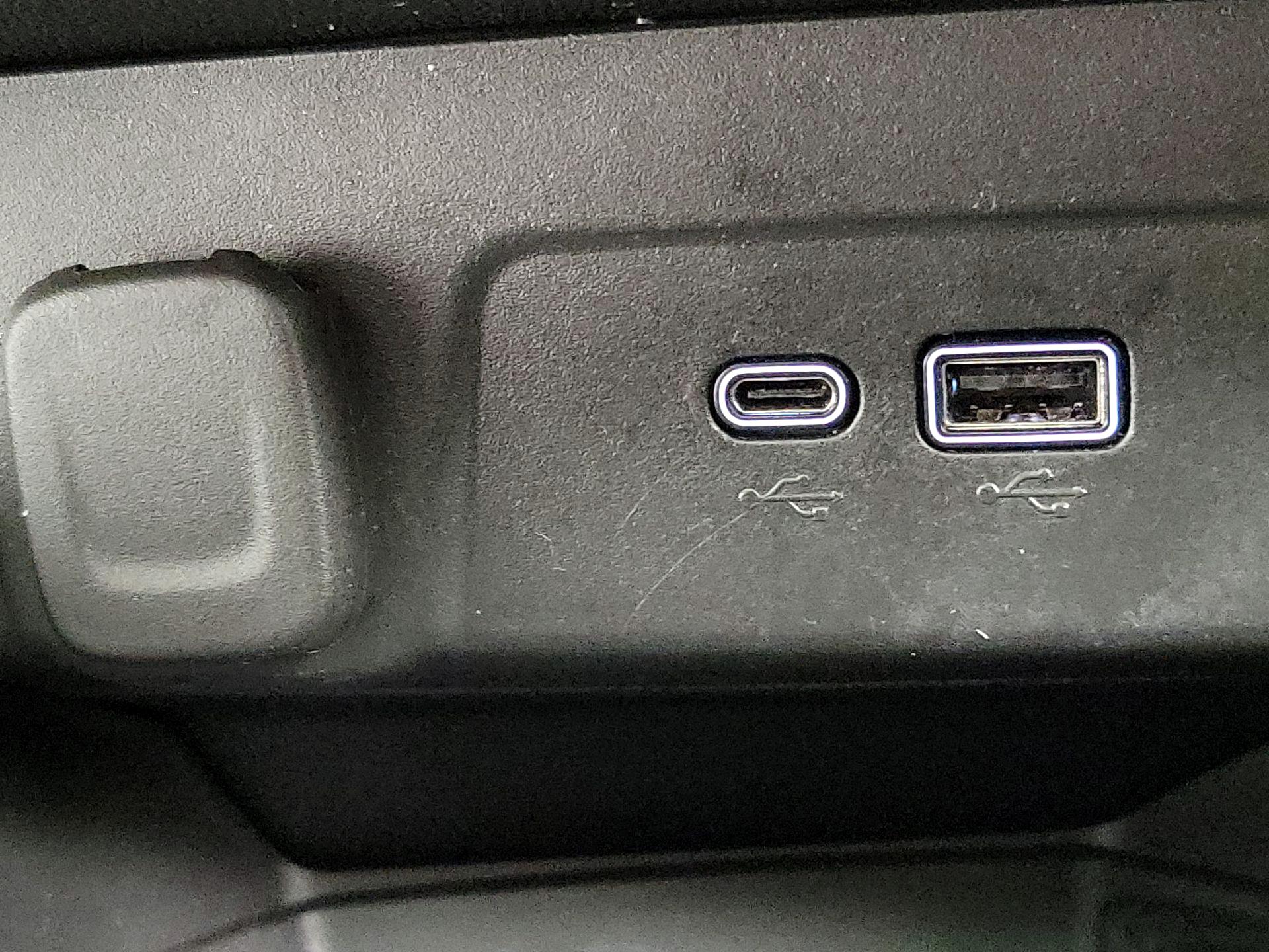 Thumbnail: 2025 Chevrolet Trax - 18