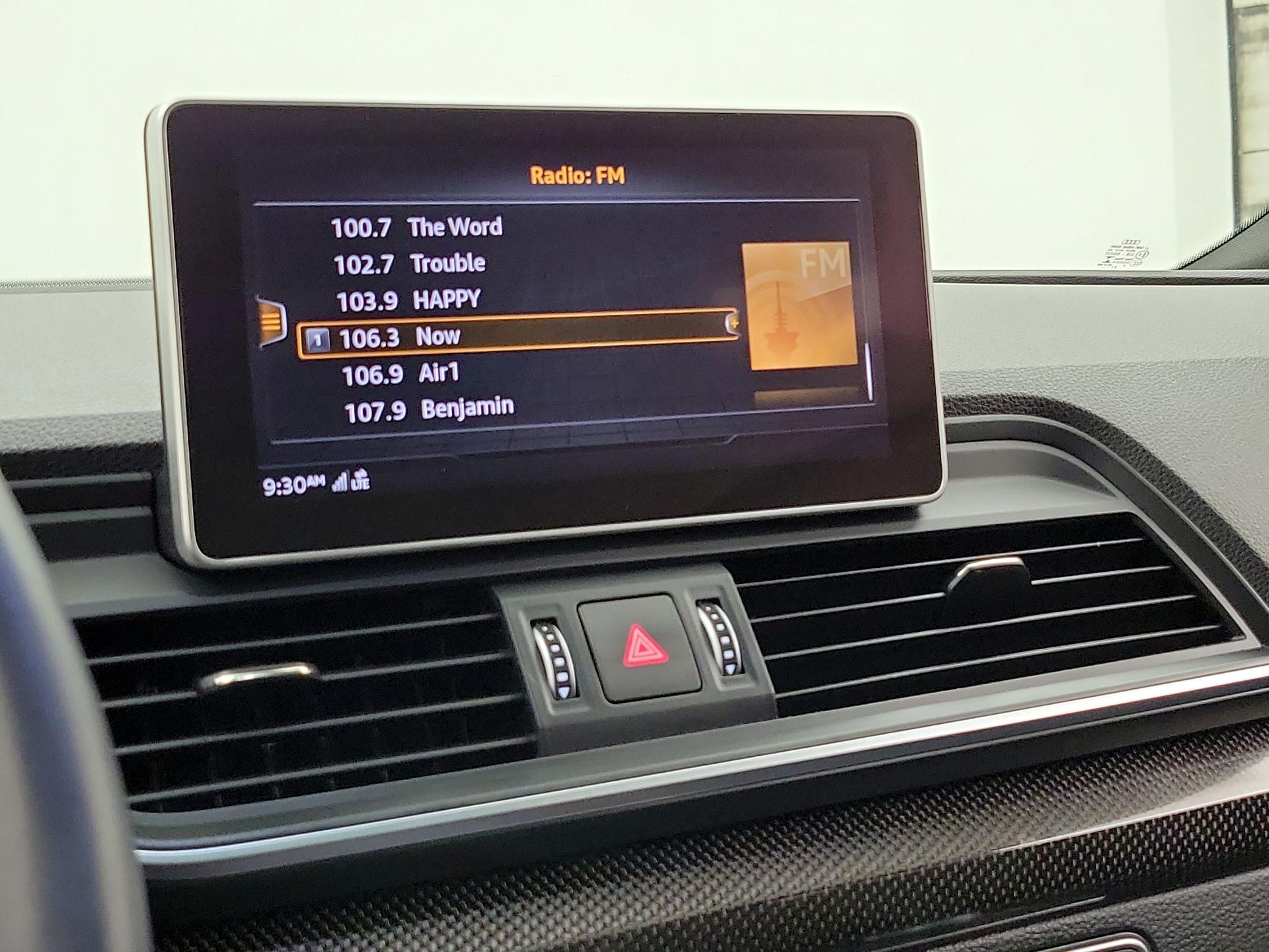 Thumbnail: 2020 Audi SQ5 - 16