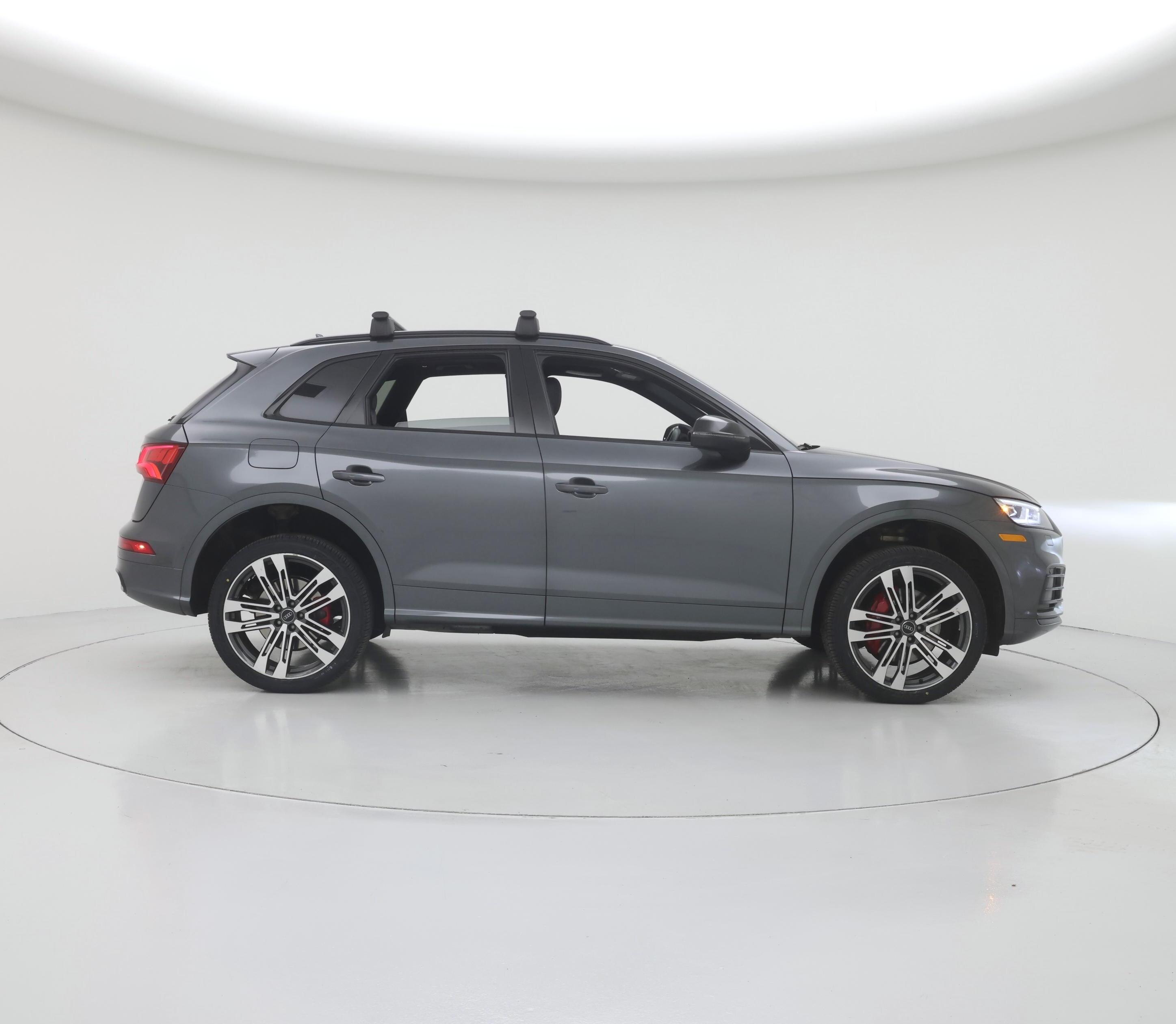 Thumbnail: 2020 Audi SQ5 - 7