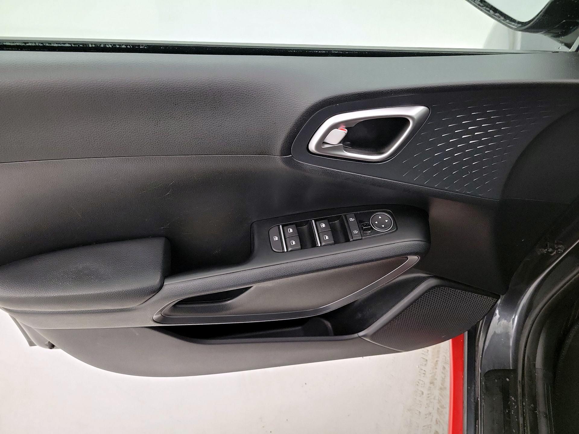 Thumbnail: 2021 Kia Soul - 12