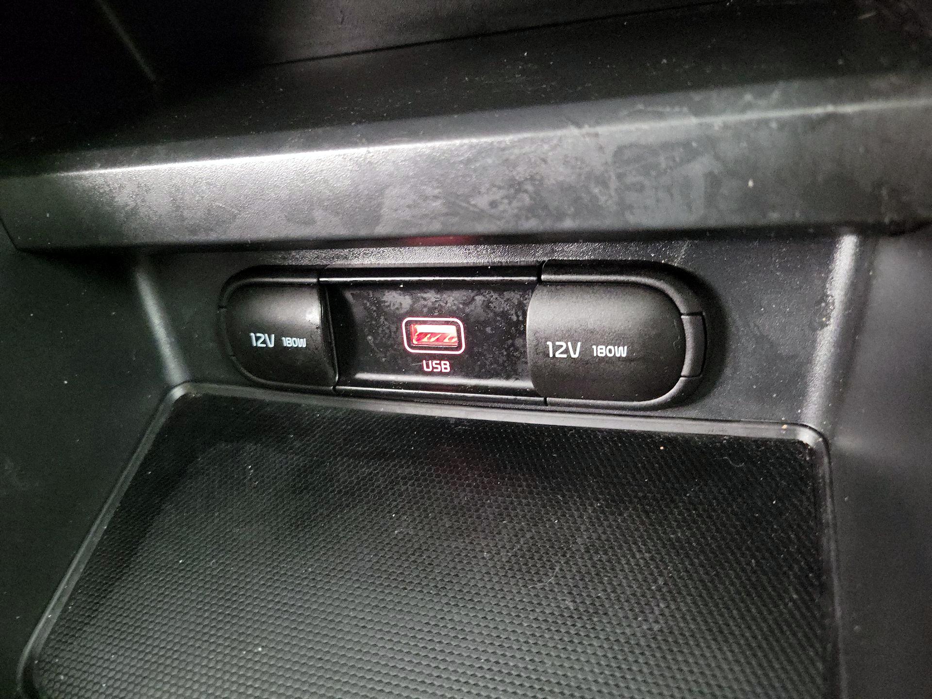 Thumbnail: 2021 Kia Soul - 18