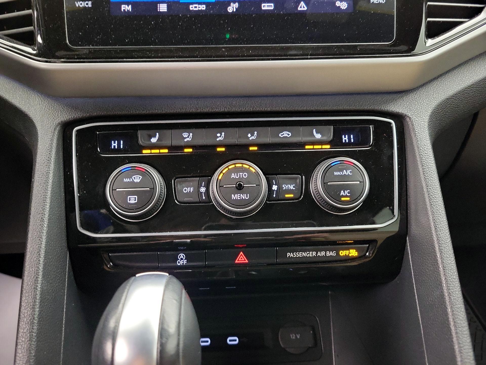 Thumbnail: 2022 Volkswagen Atlas - 16