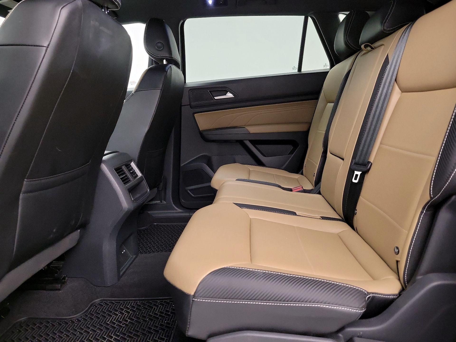 Thumbnail: 2022 Volkswagen Atlas - 19