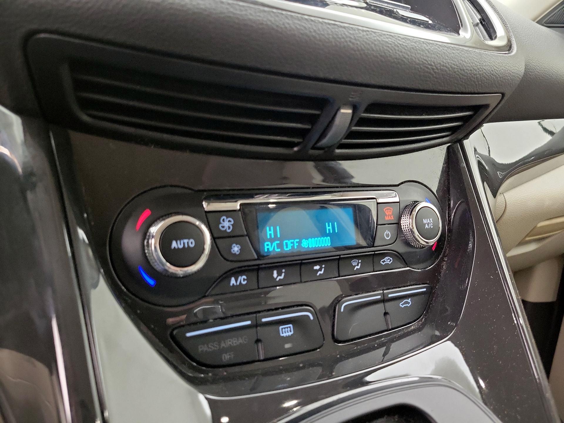 Thumbnail: 2014 Ford Escape - 16