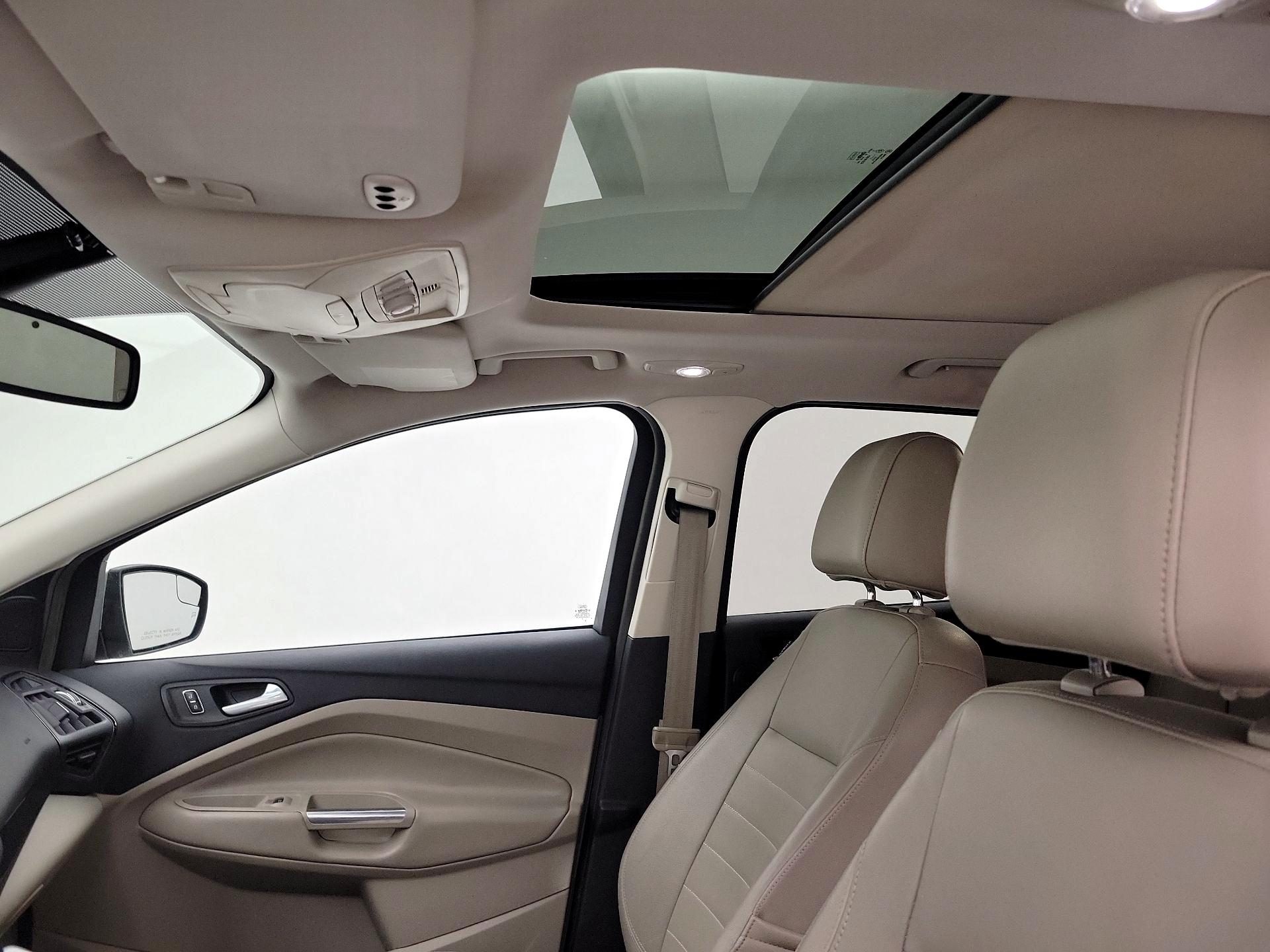 Thumbnail: 2014 Ford Escape - 19