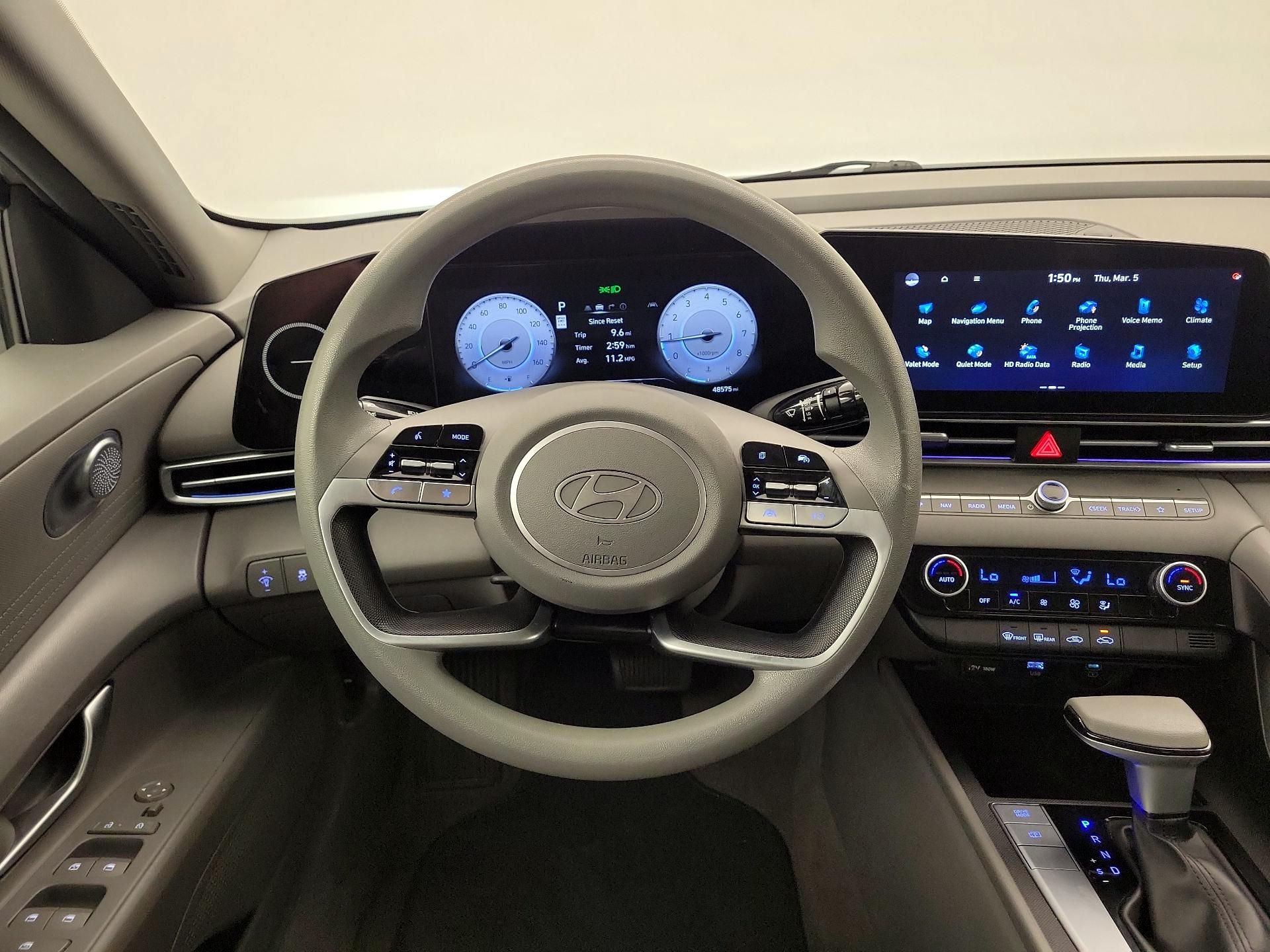 Thumbnail: 2024 Hyundai Elantra - 10