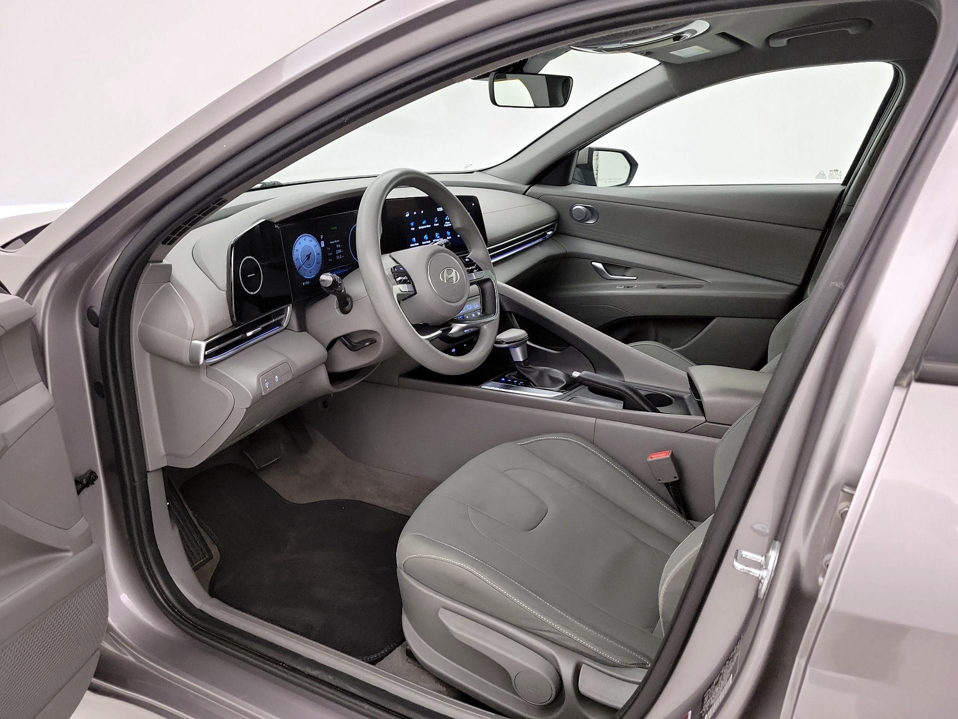 Thumbnail: 2024 Hyundai Elantra - 11