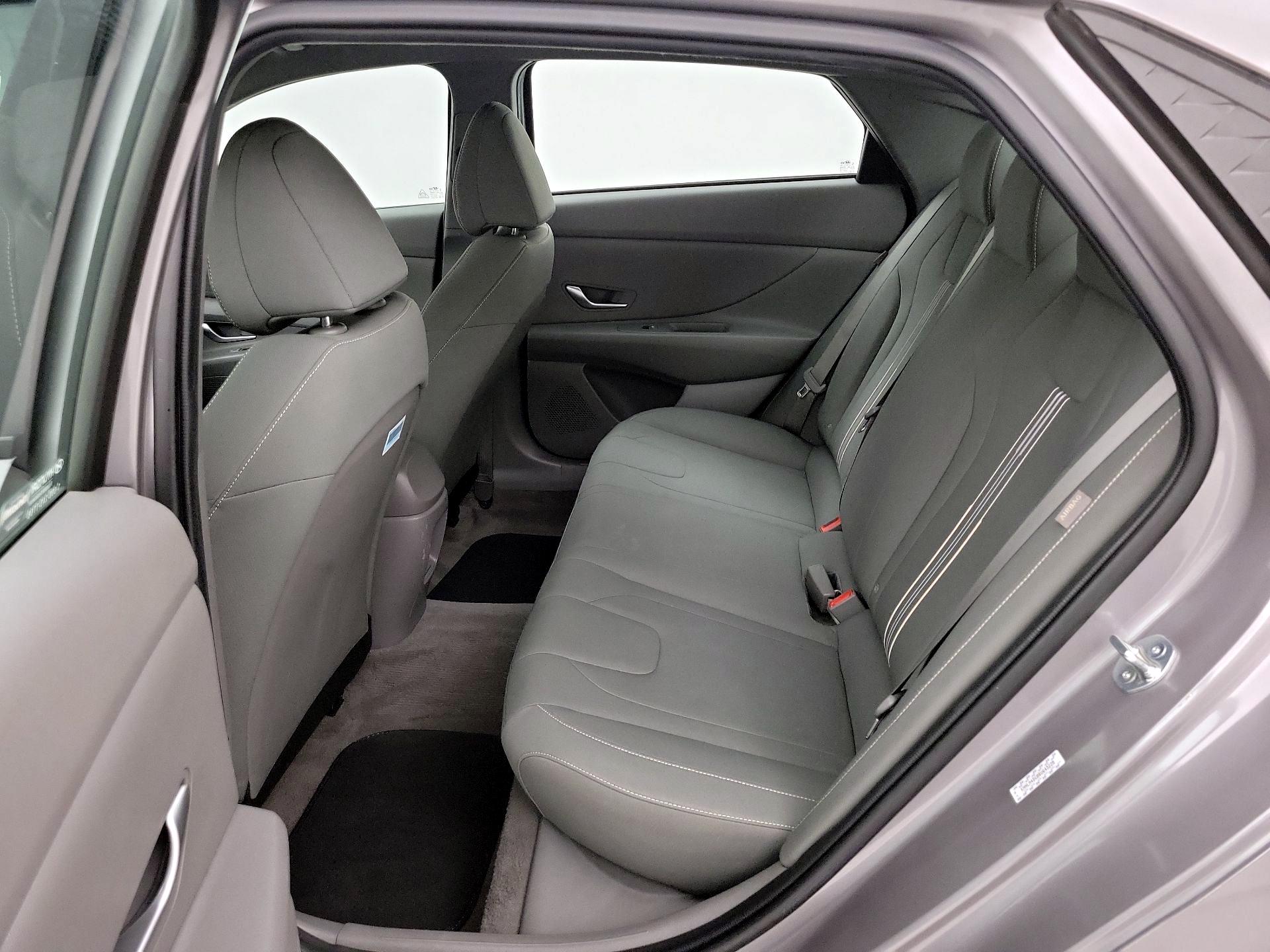 Thumbnail: 2024 Hyundai Elantra - 20