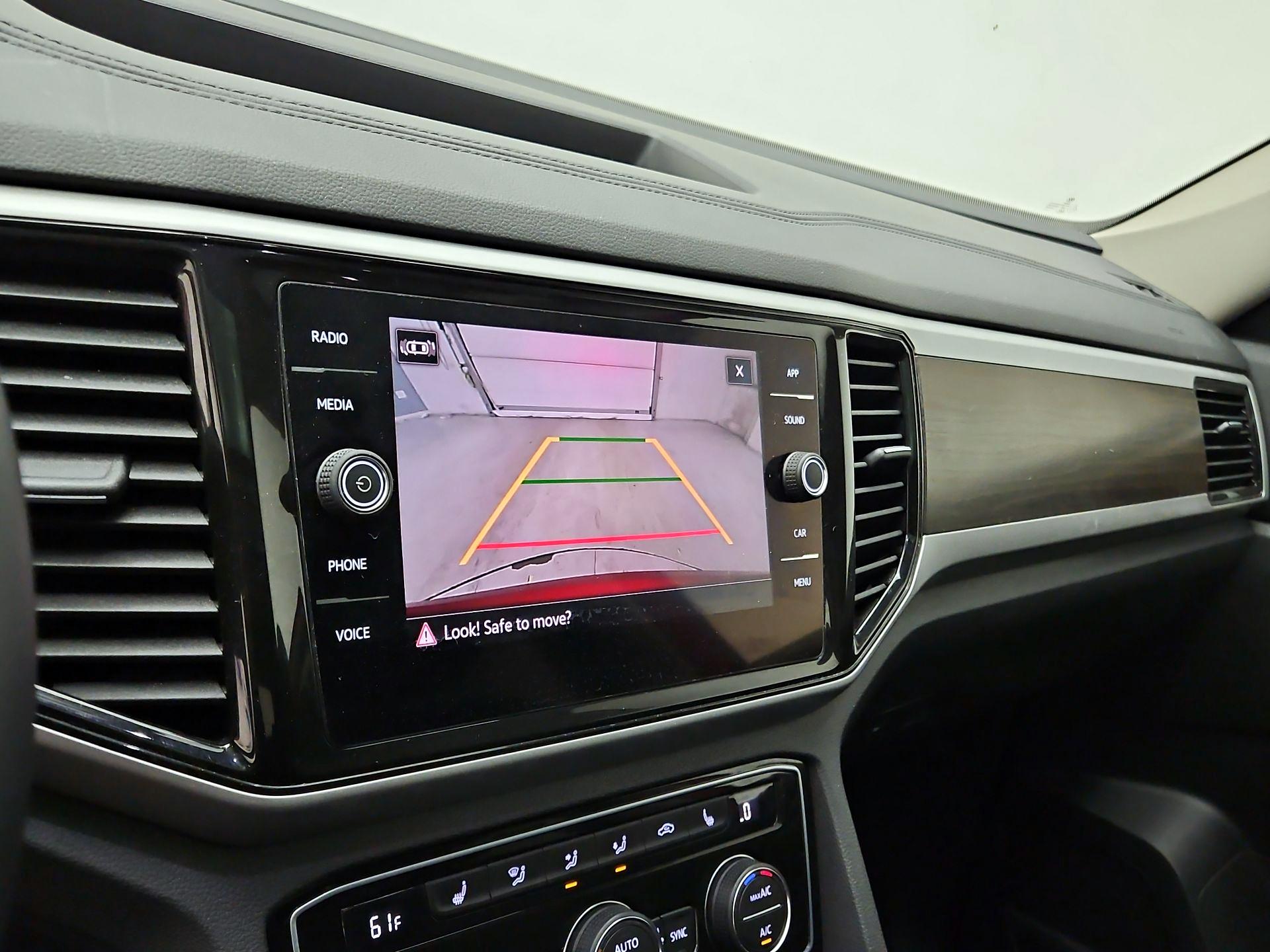 Thumbnail: 2022 Volkswagen Atlas - 15