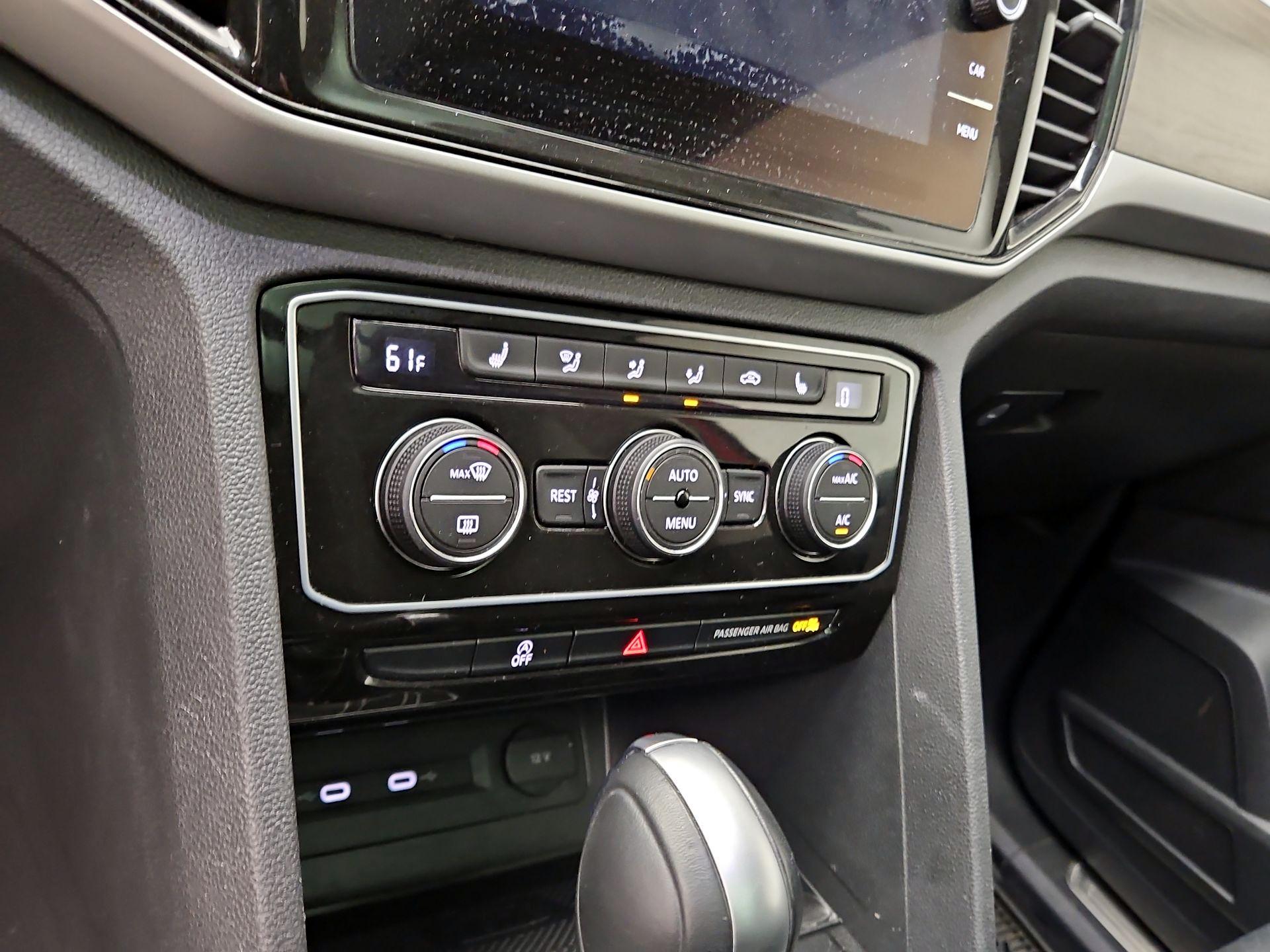 Thumbnail: 2022 Volkswagen Atlas - 17