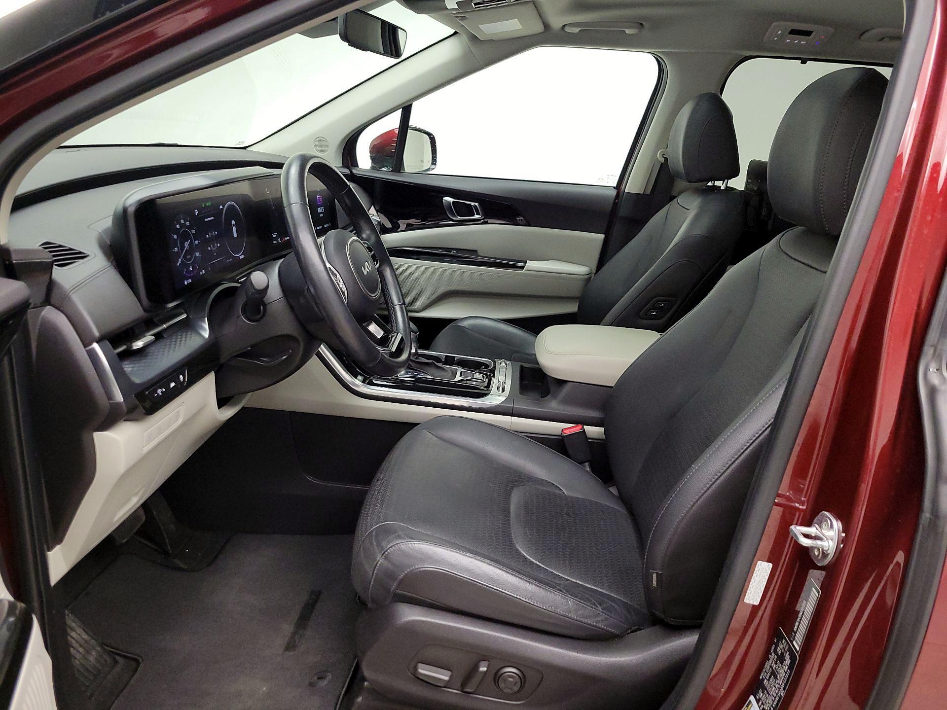 Thumbnail: 2022 Kia Carnival - 11