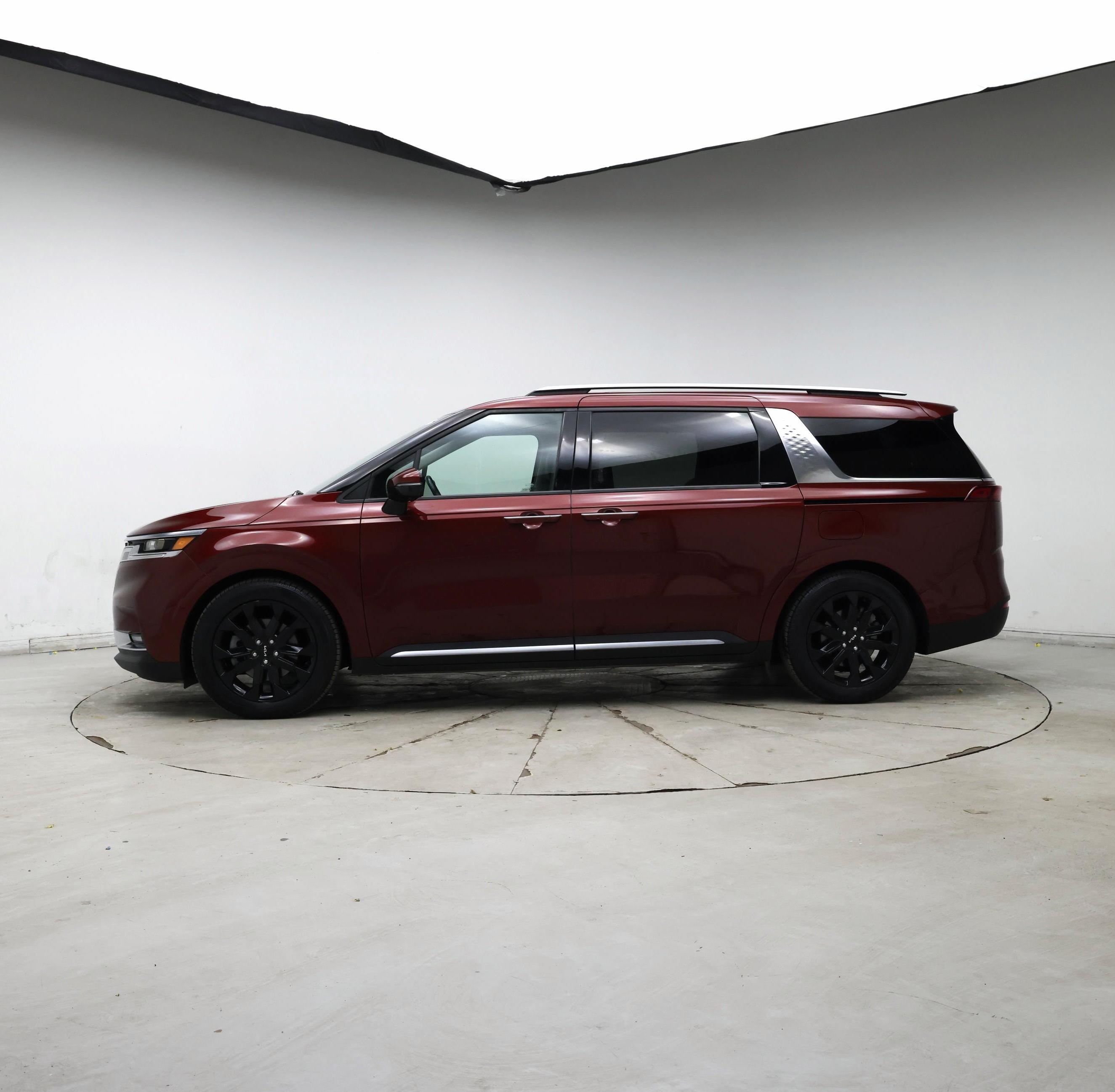 Thumbnail: 2022 Kia Carnival - 3