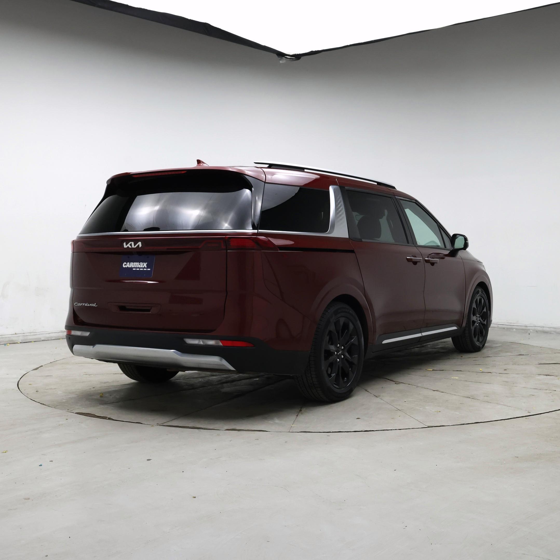 Thumbnail: 2022 Kia Carnival - 8