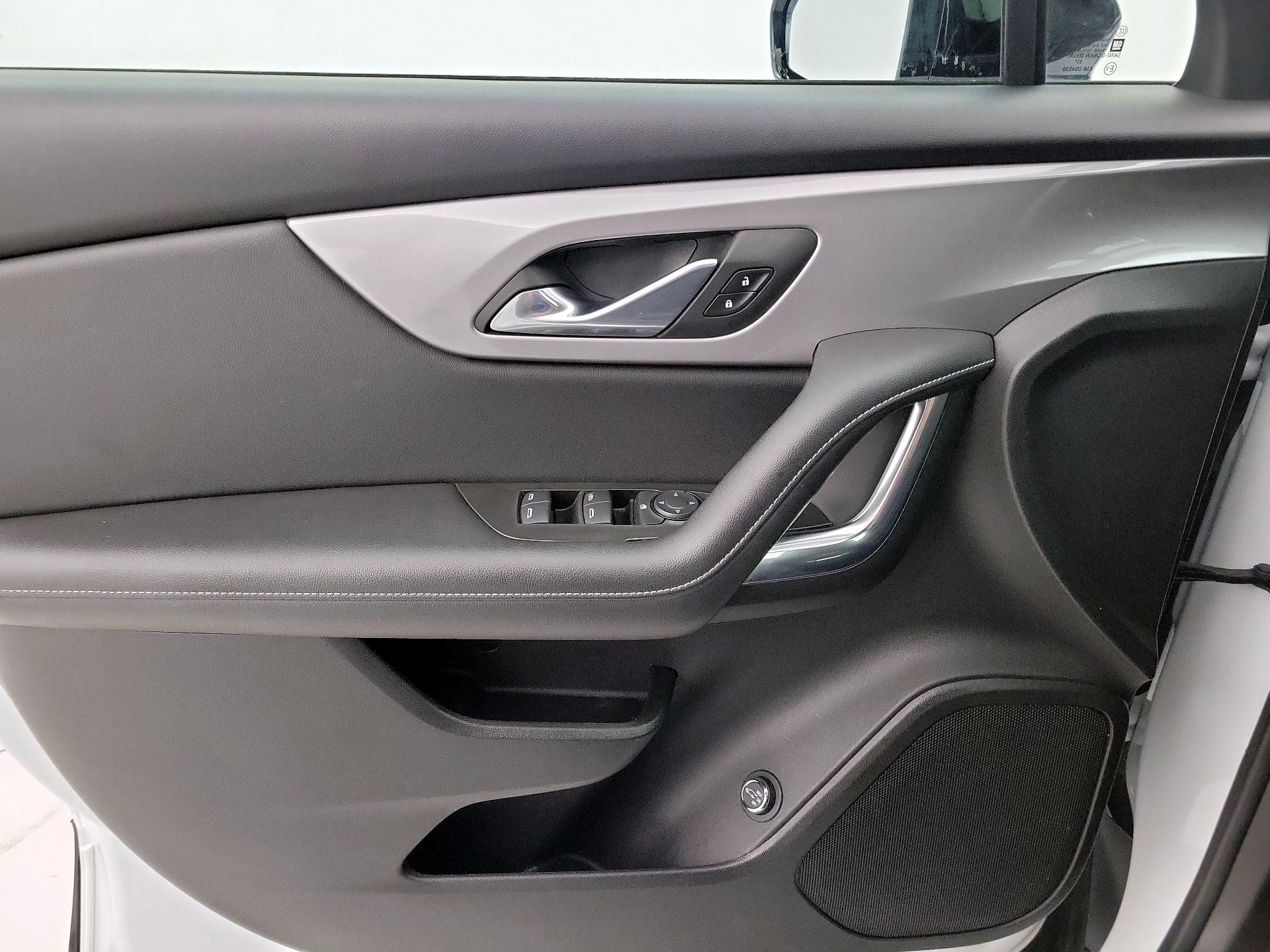 Thumbnail: 2024 Chevrolet Blazer - 12