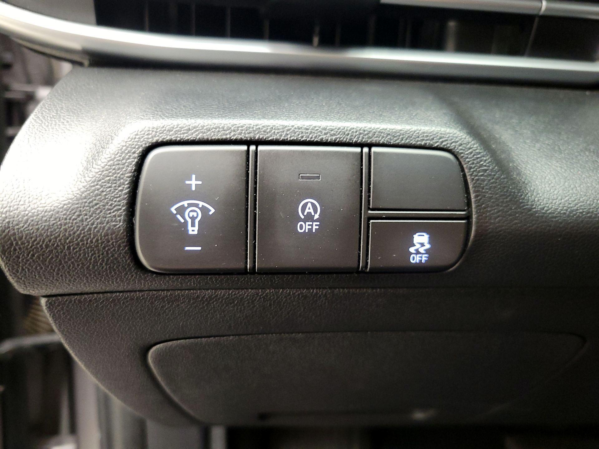 Thumbnail: 2024 Hyundai Elantra - 13