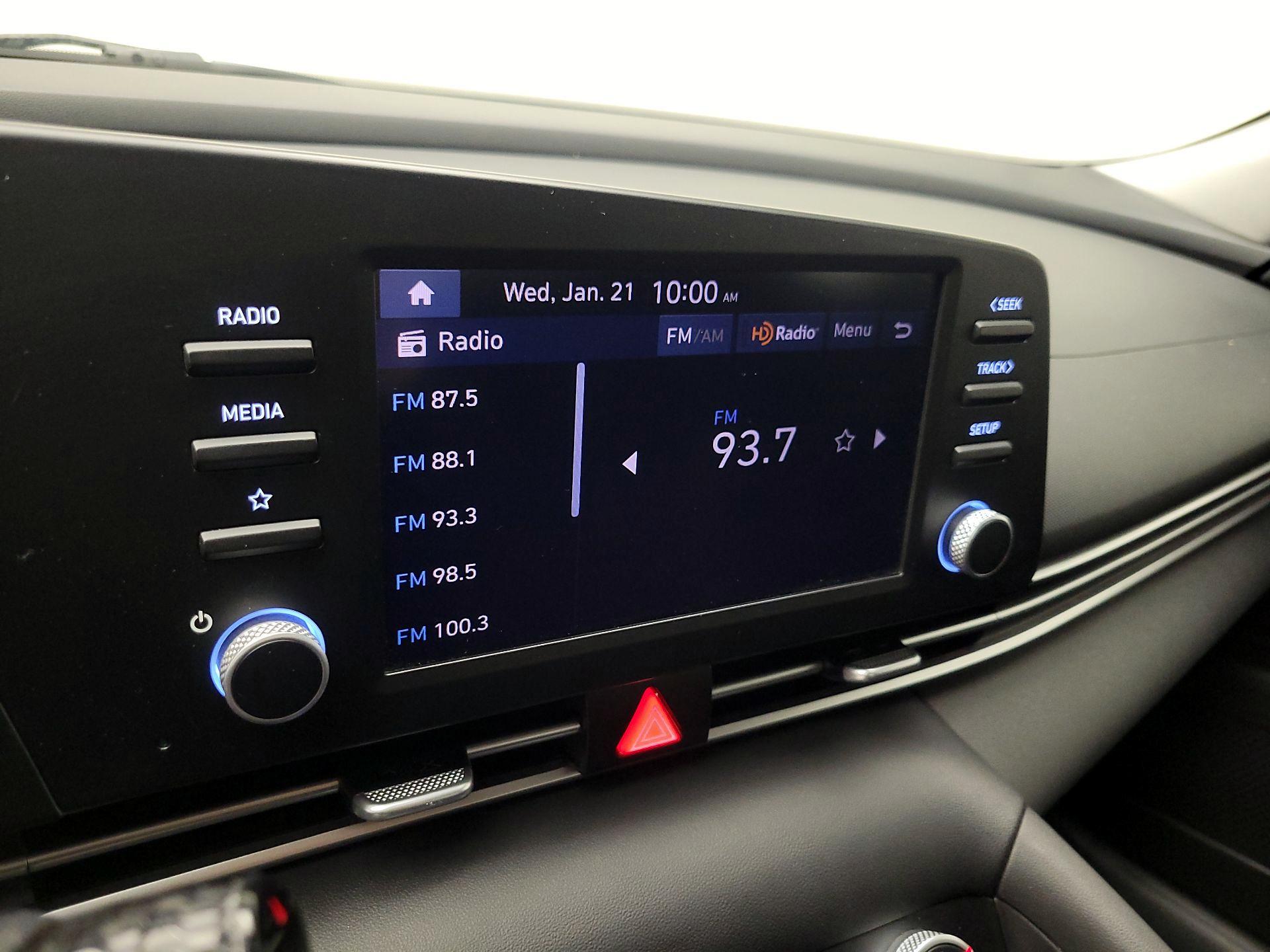 Thumbnail: 2024 Hyundai Elantra - 15