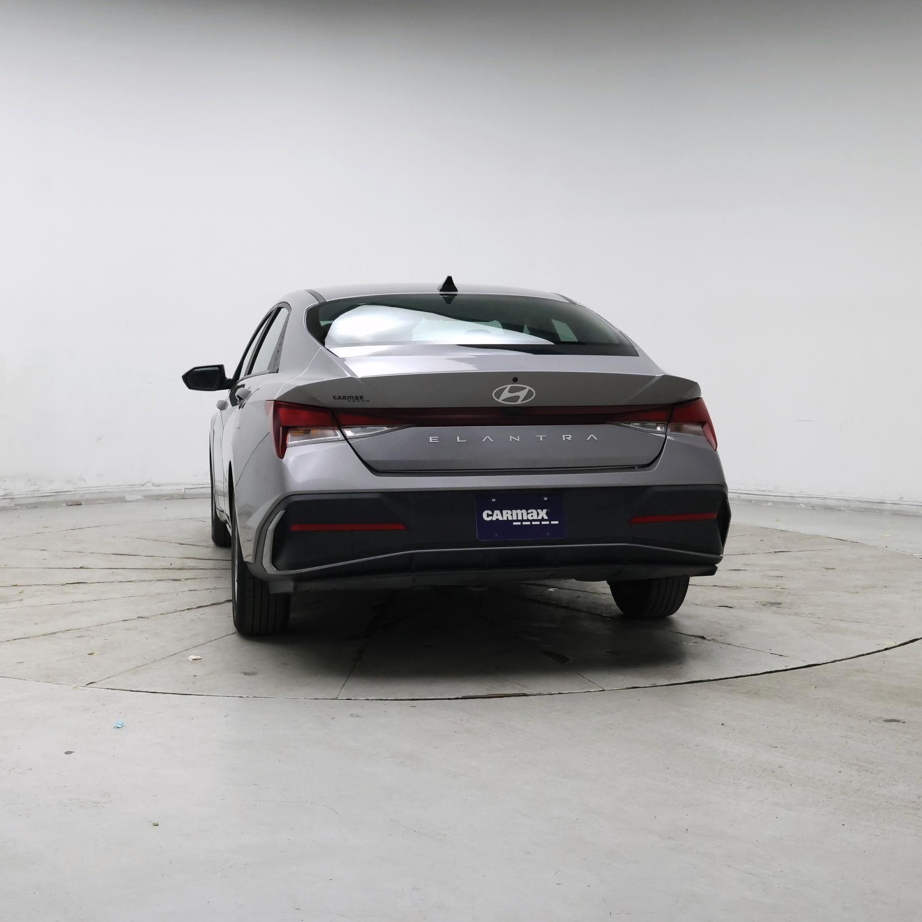 Thumbnail: 2024 Hyundai Elantra - 6