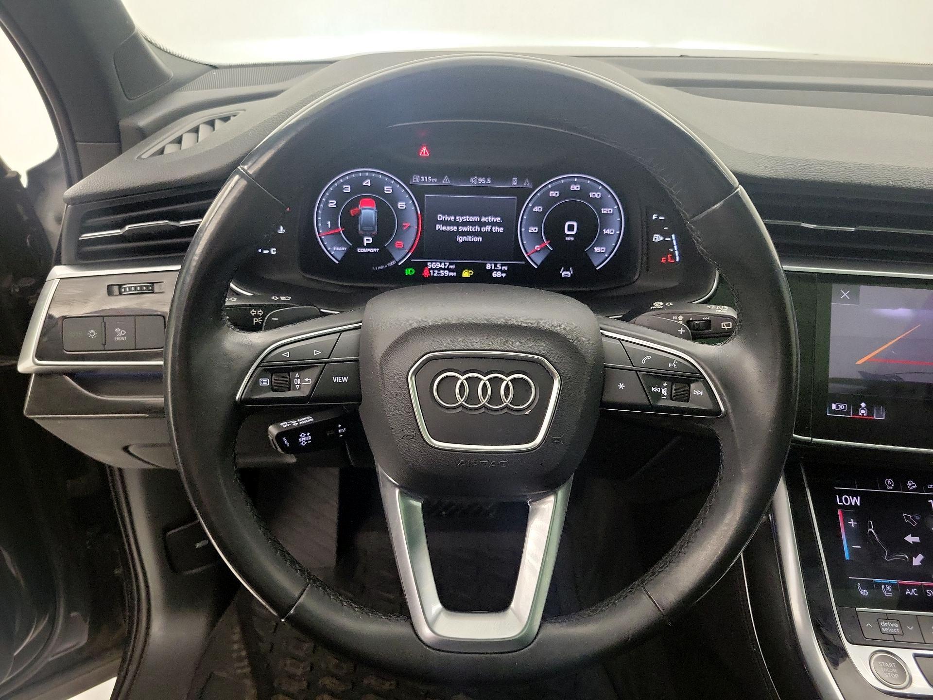 Thumbnail: 2021 Audi Q7 - 10