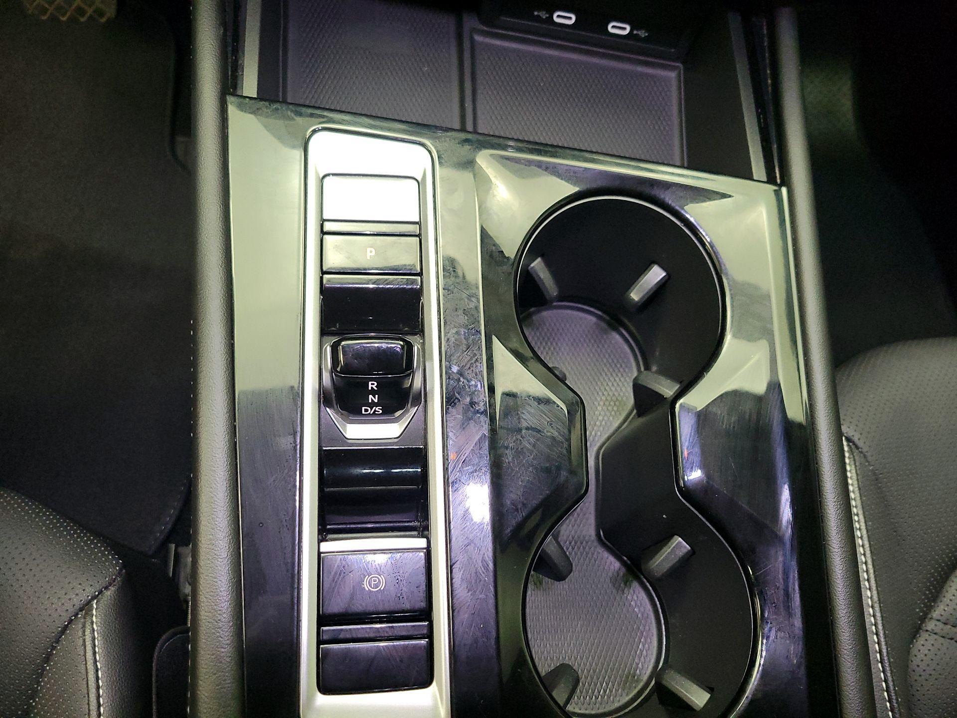 Thumbnail: 2024 Volkswagen Atlas - 17