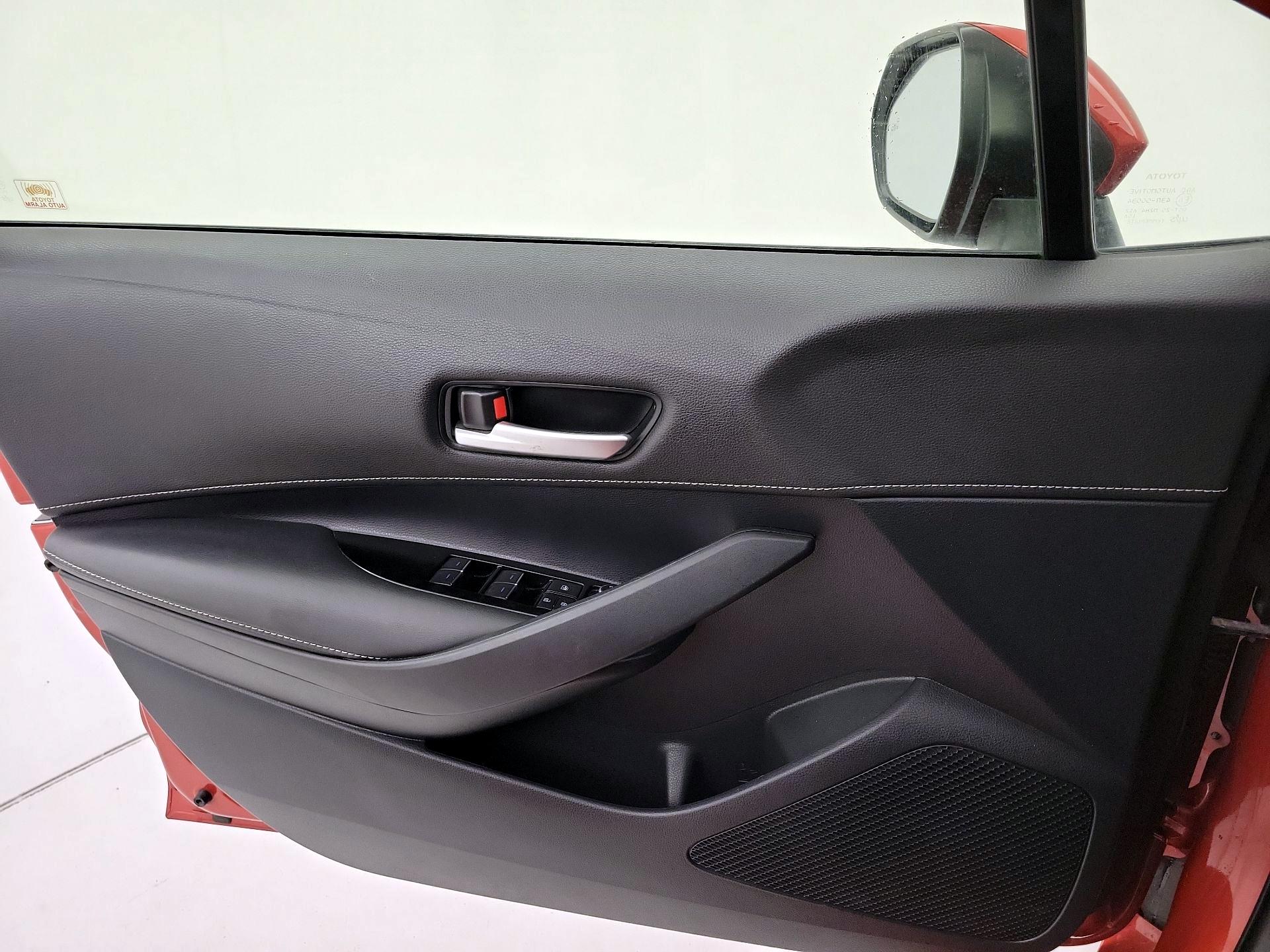 Thumbnail: 2020 Toyota Corolla - 12