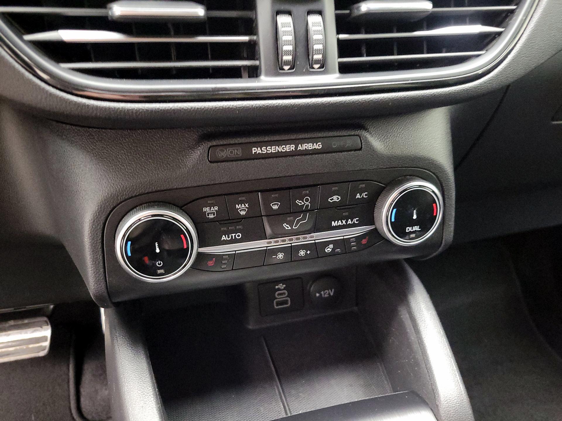 Thumbnail: 2024 Ford Escape - 16