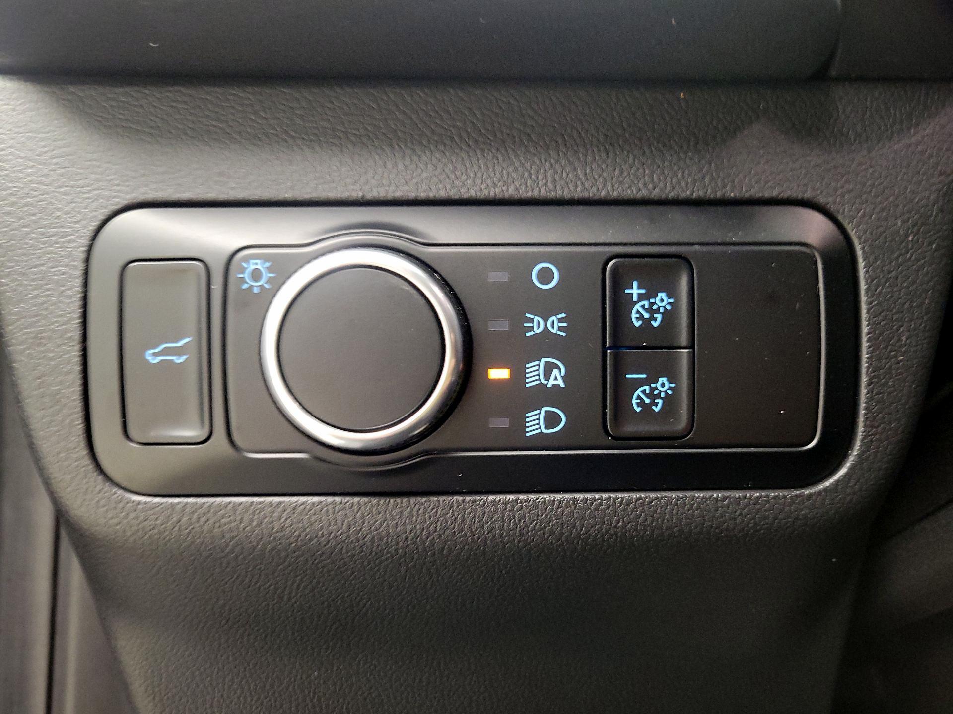 Thumbnail: 2023 Ford Escape - 13