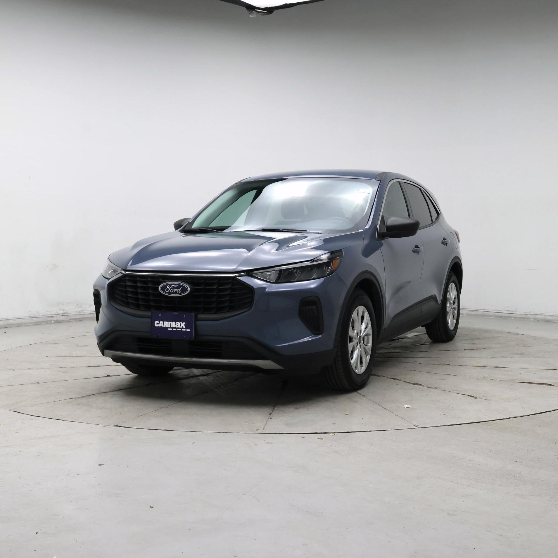 Thumbnail: 2023 Ford Escape - 4