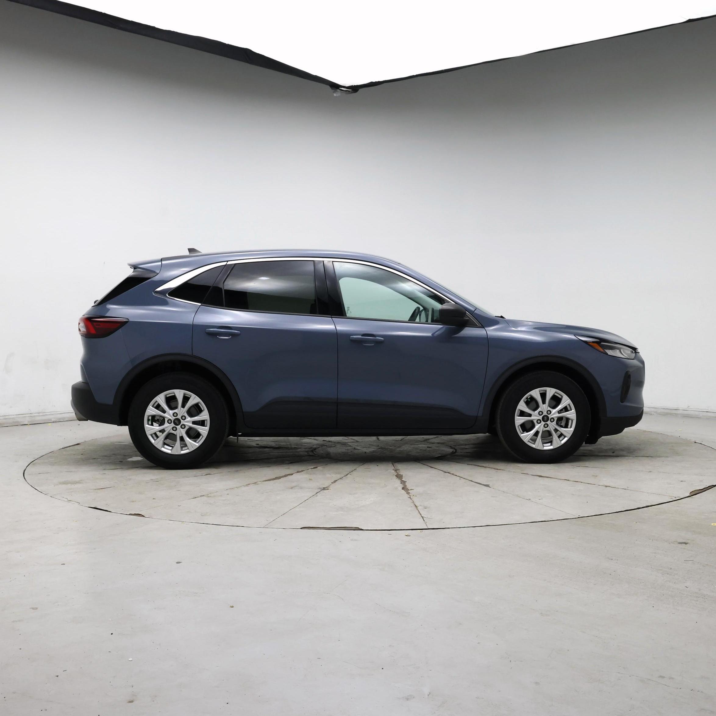 Thumbnail: 2023 Ford Escape - 7