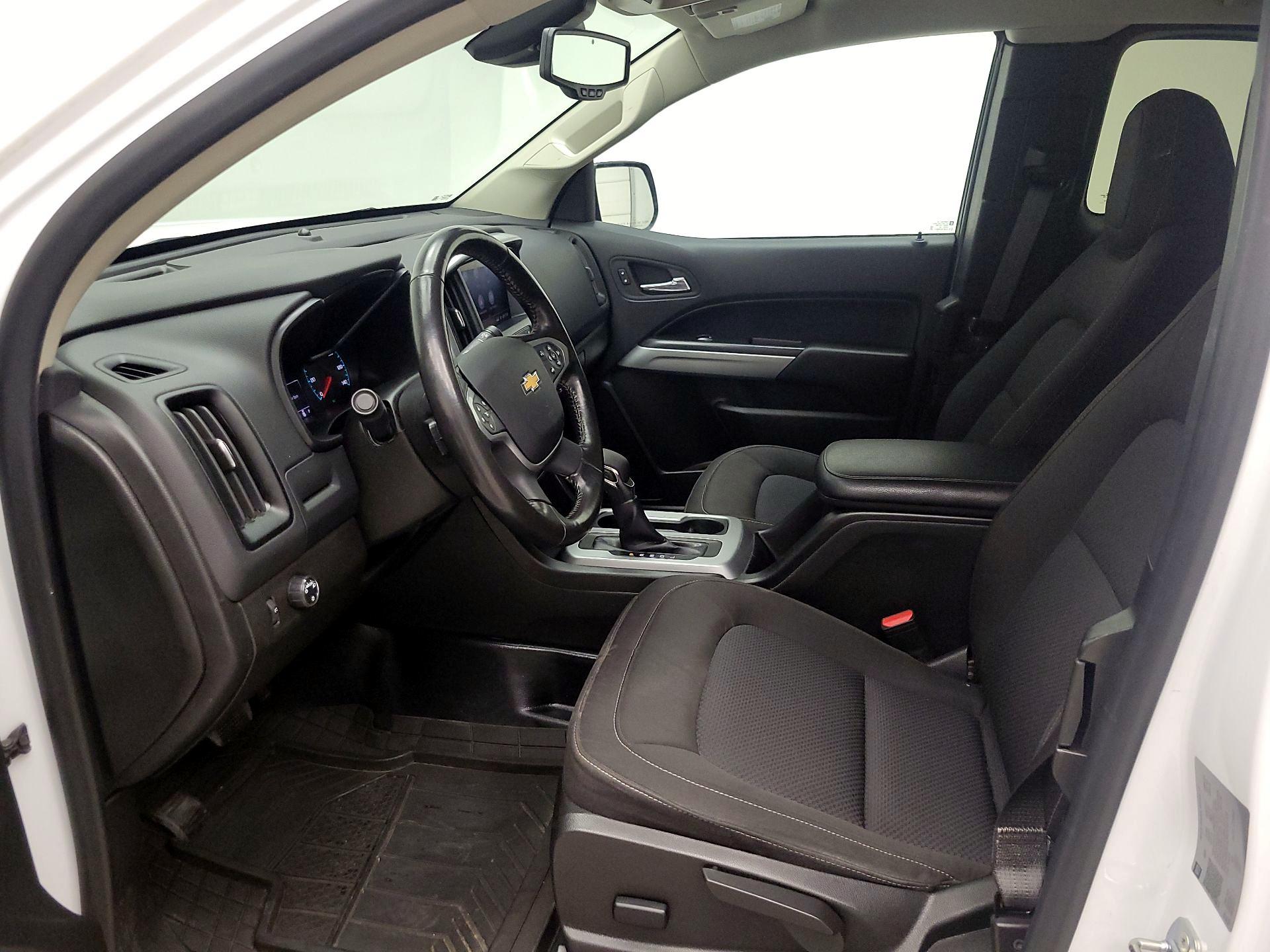 Thumbnail: 2022 Chevrolet Colorado - 11