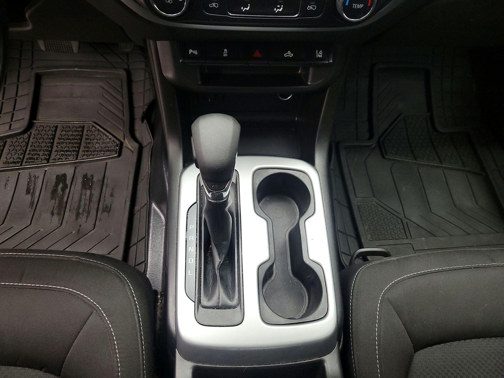 Thumbnail: 2022 Chevrolet Colorado - 17