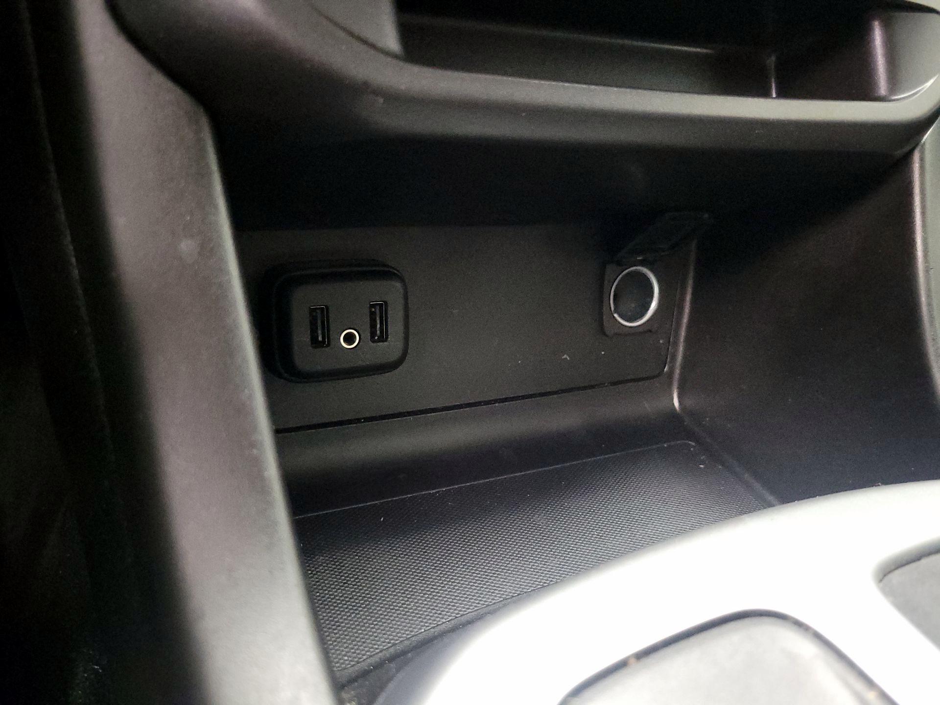 Thumbnail: 2022 Chevrolet Colorado - 18