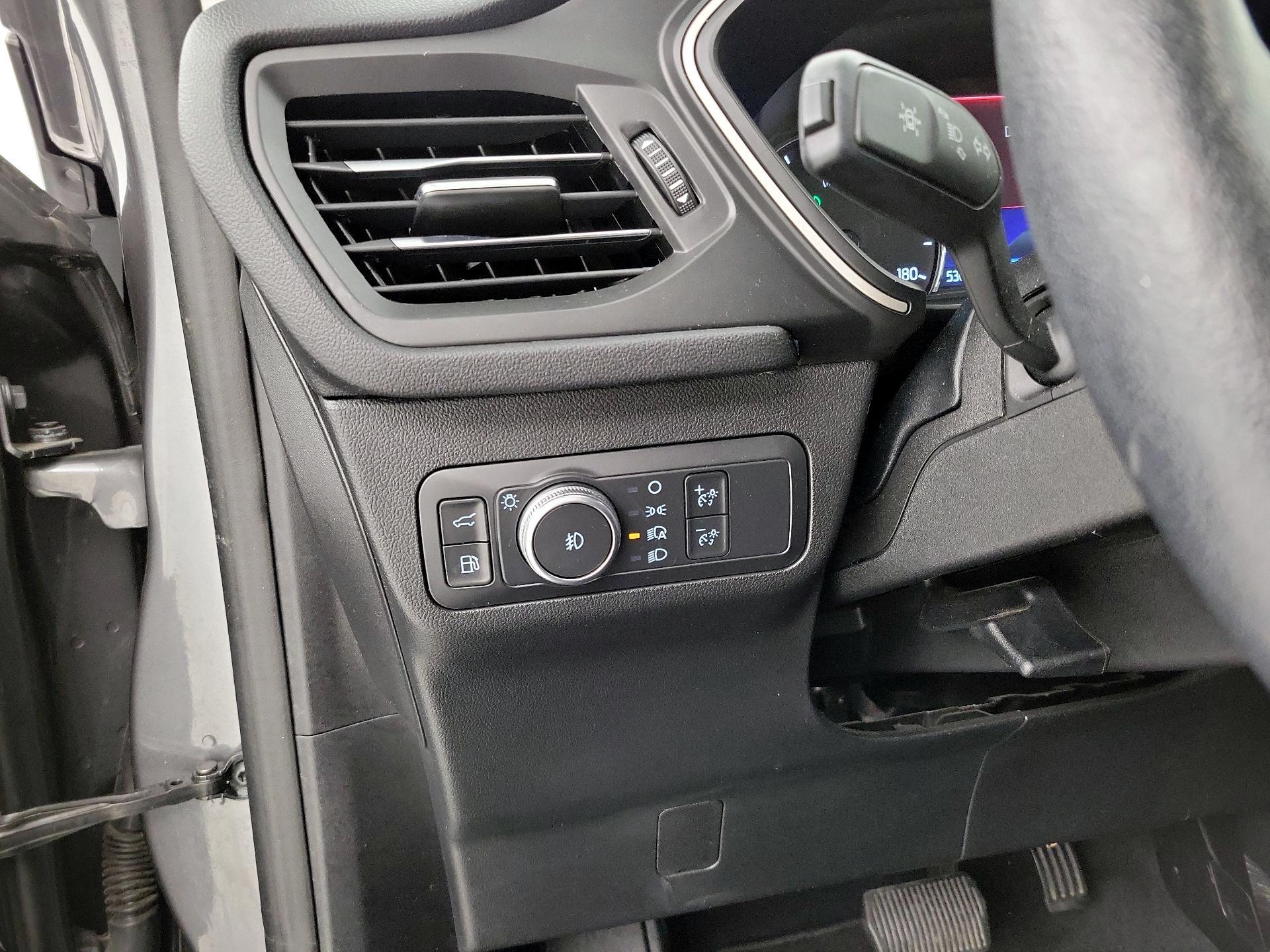 Thumbnail: 2021 Ford Escape - 13