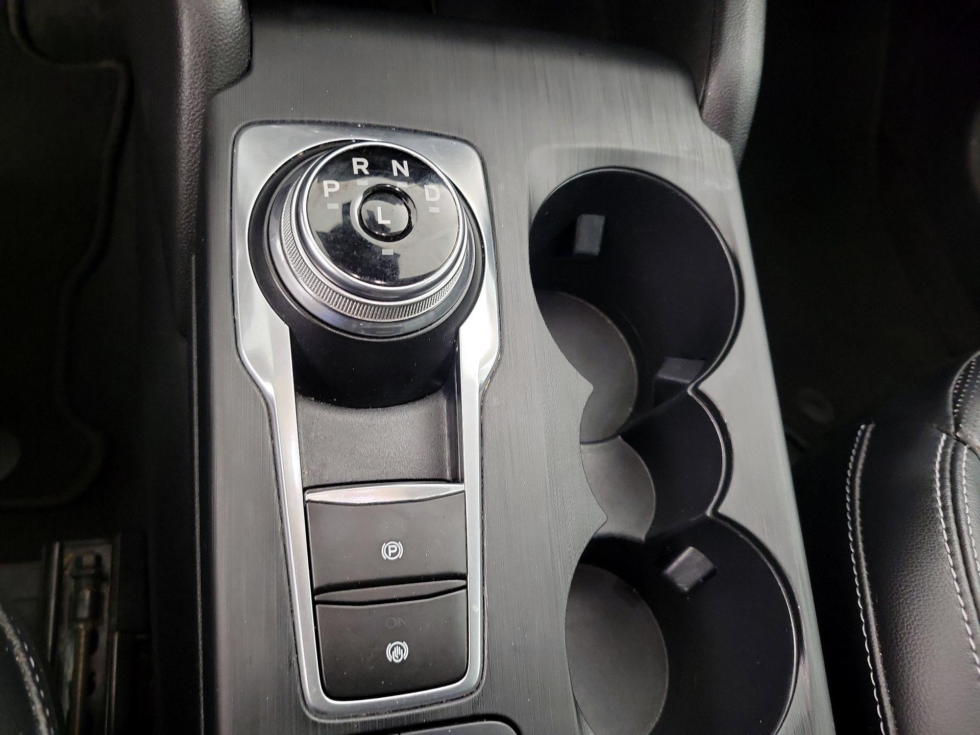 Thumbnail: 2021 Ford Escape - 17