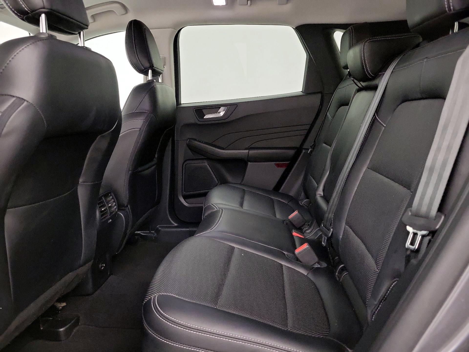 Thumbnail: 2021 Ford Escape - 19