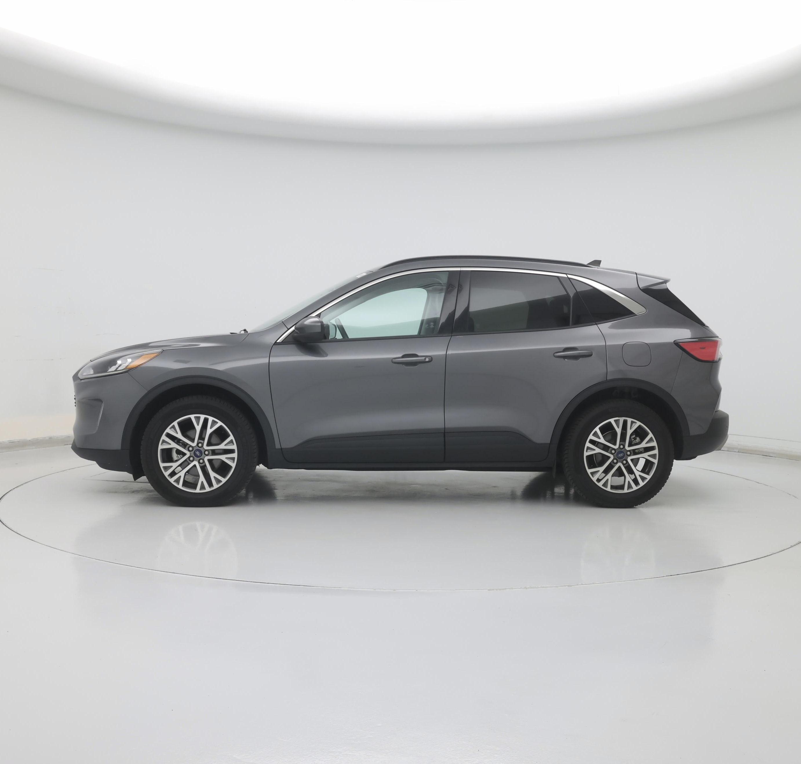 Thumbnail: 2021 Ford Escape - 3