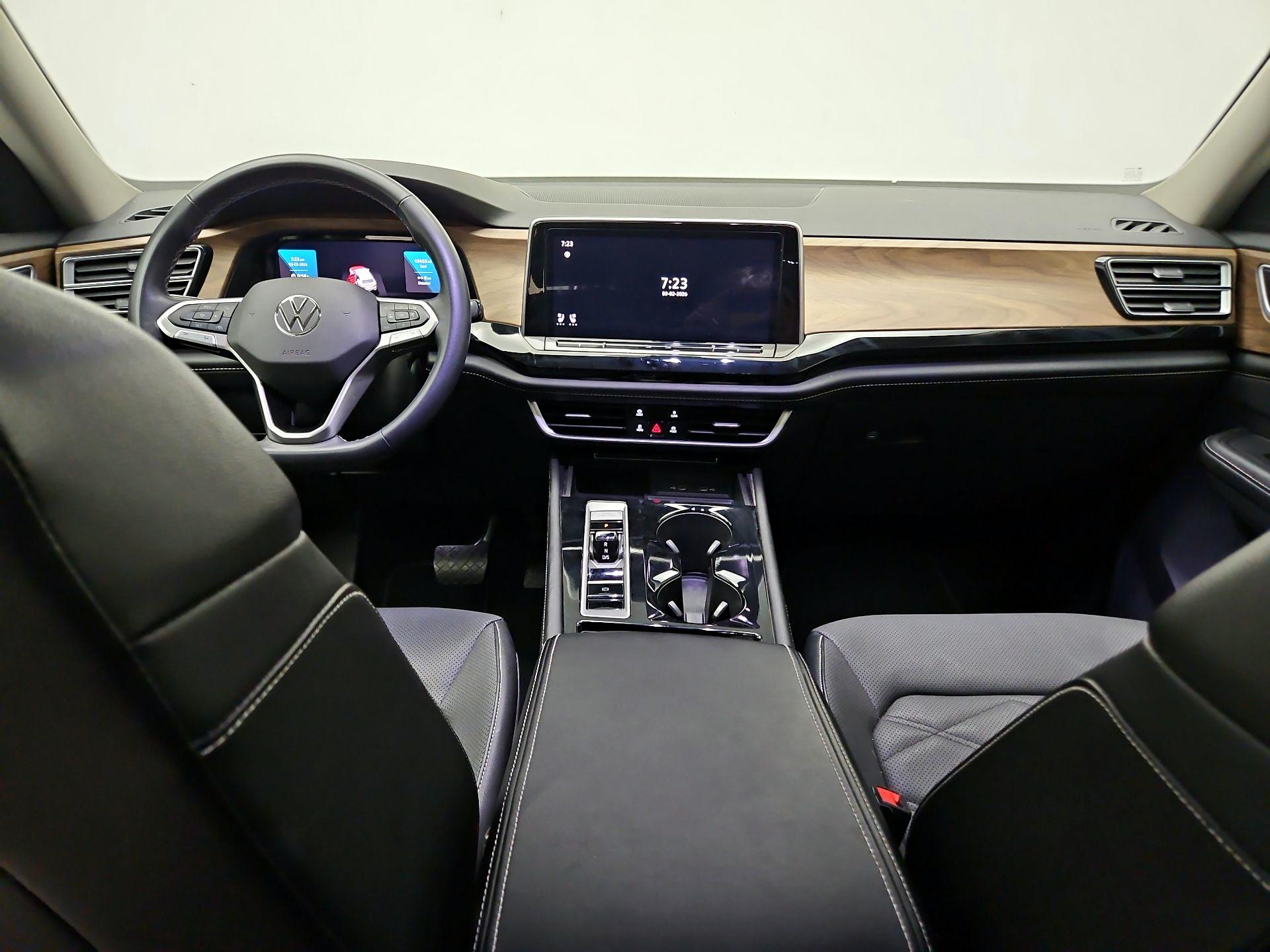 Thumbnail: 2024 Volkswagen Atlas - 9