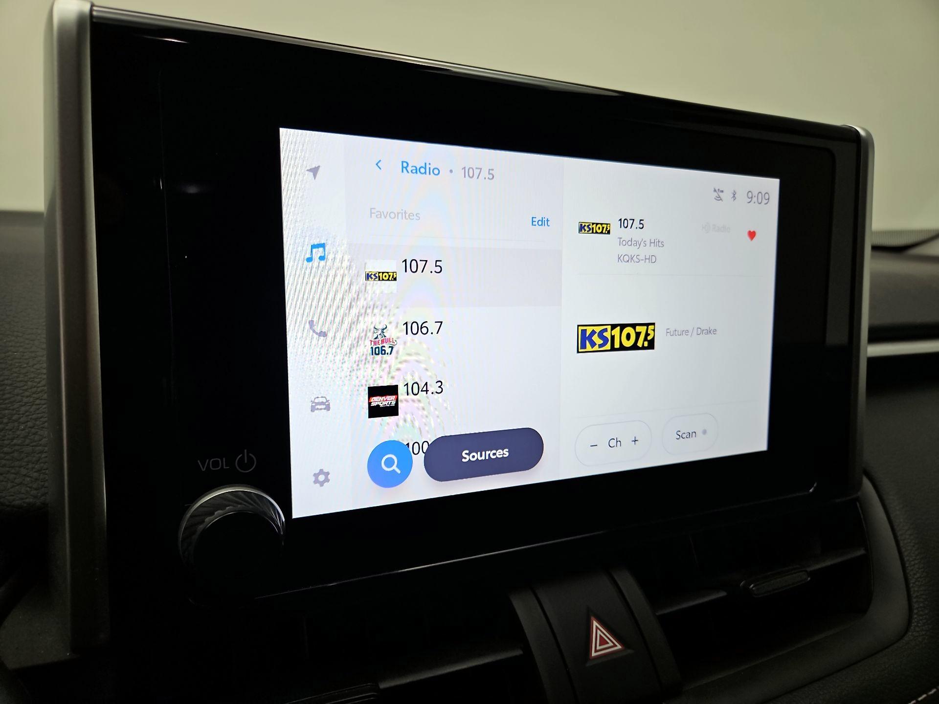 Thumbnail: 2024 Toyota RAV4 - 15