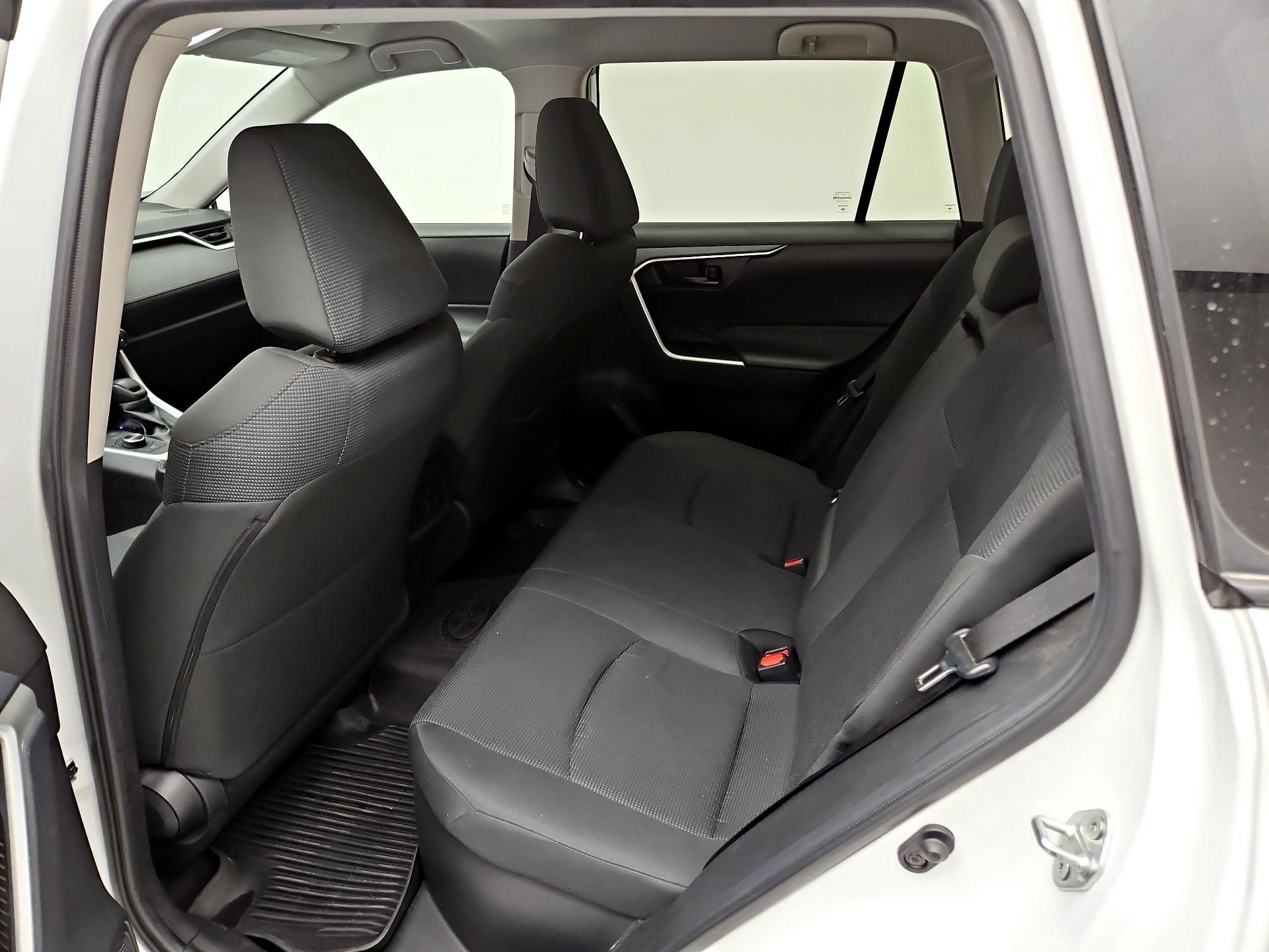 Thumbnail: 2024 Toyota RAV4 - 19