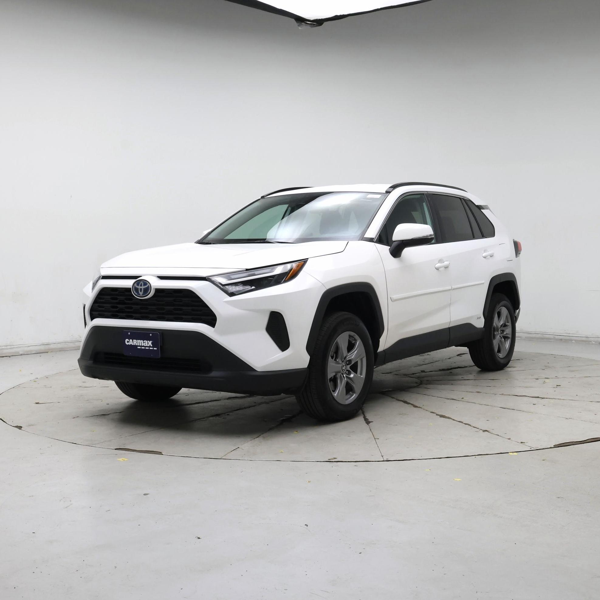 Thumbnail: 2024 Toyota RAV4 - 4