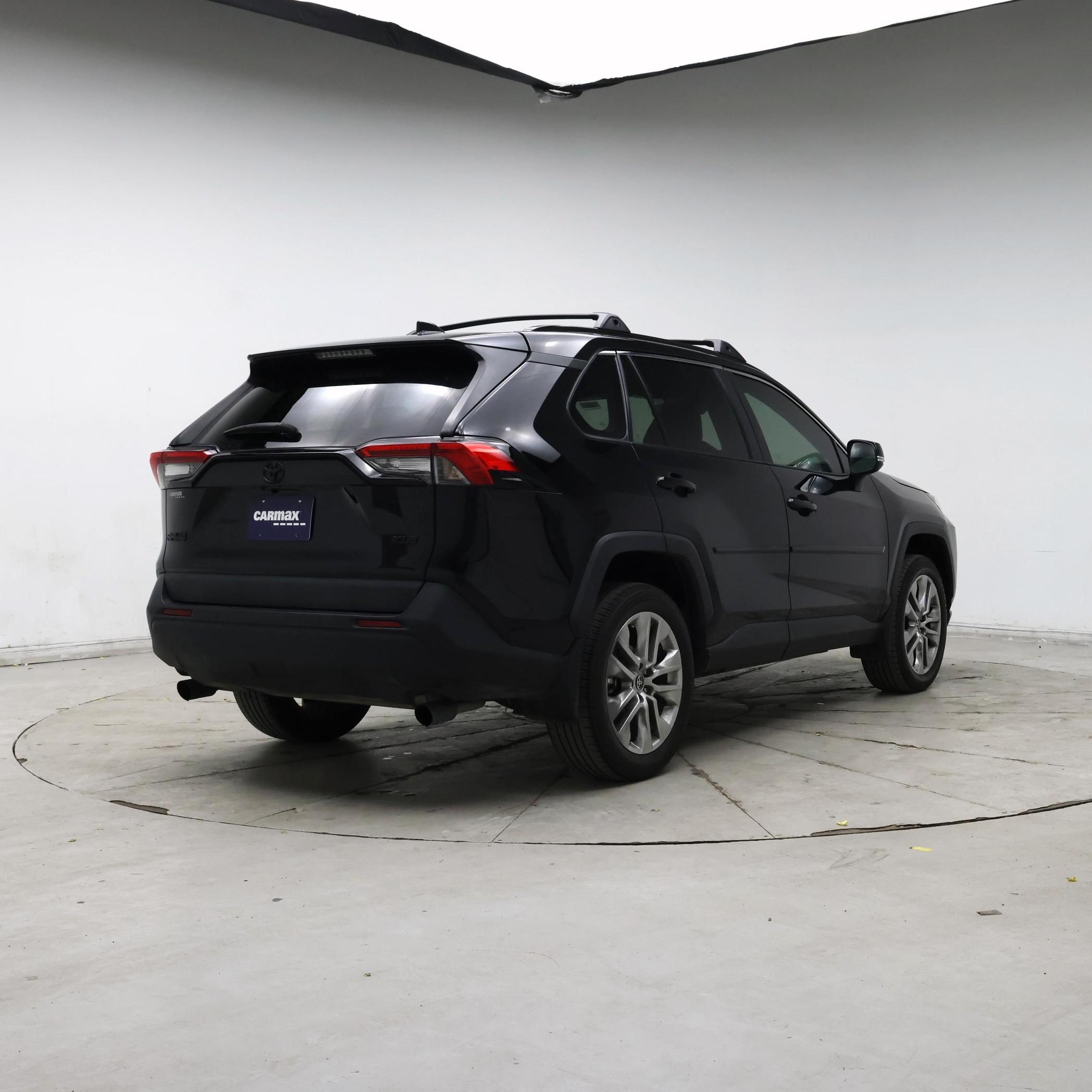 Thumbnail: 2024 Toyota RAV4 - 8