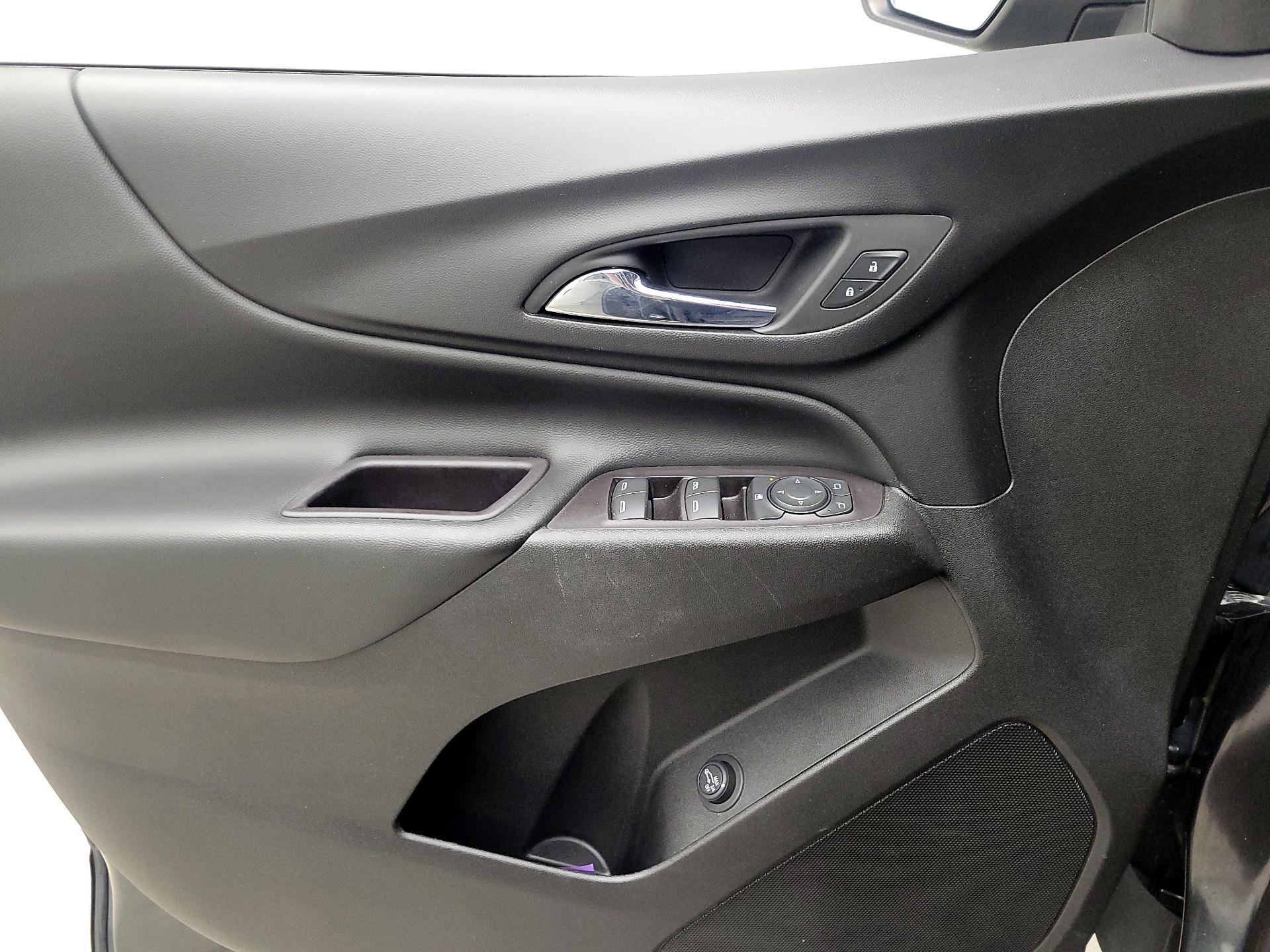 Thumbnail: 2020 Chevrolet Equinox - 12