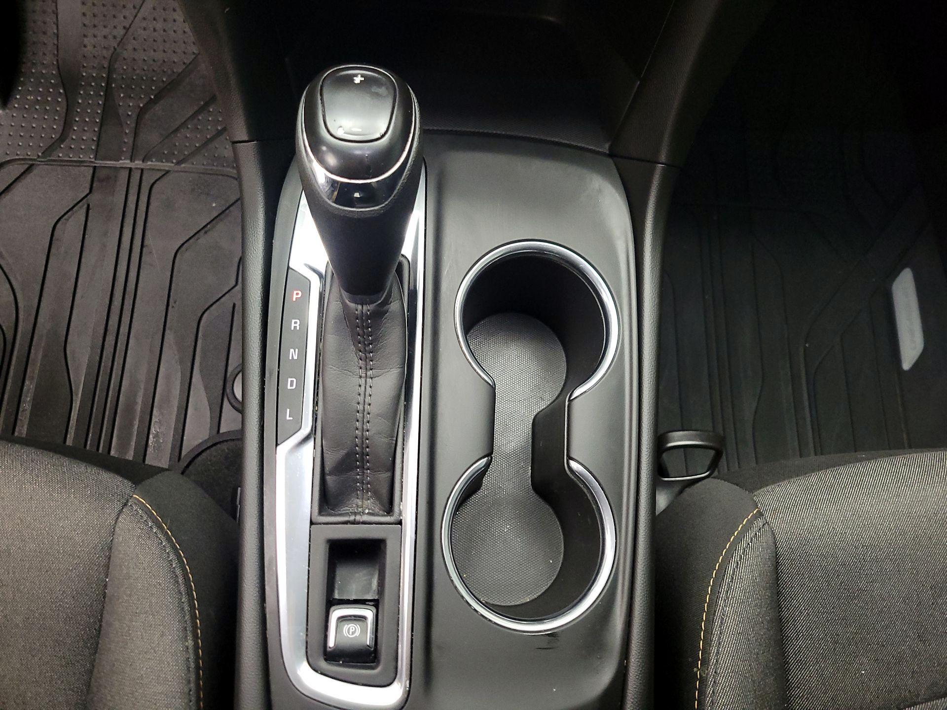 Thumbnail: 2020 Chevrolet Equinox - 17