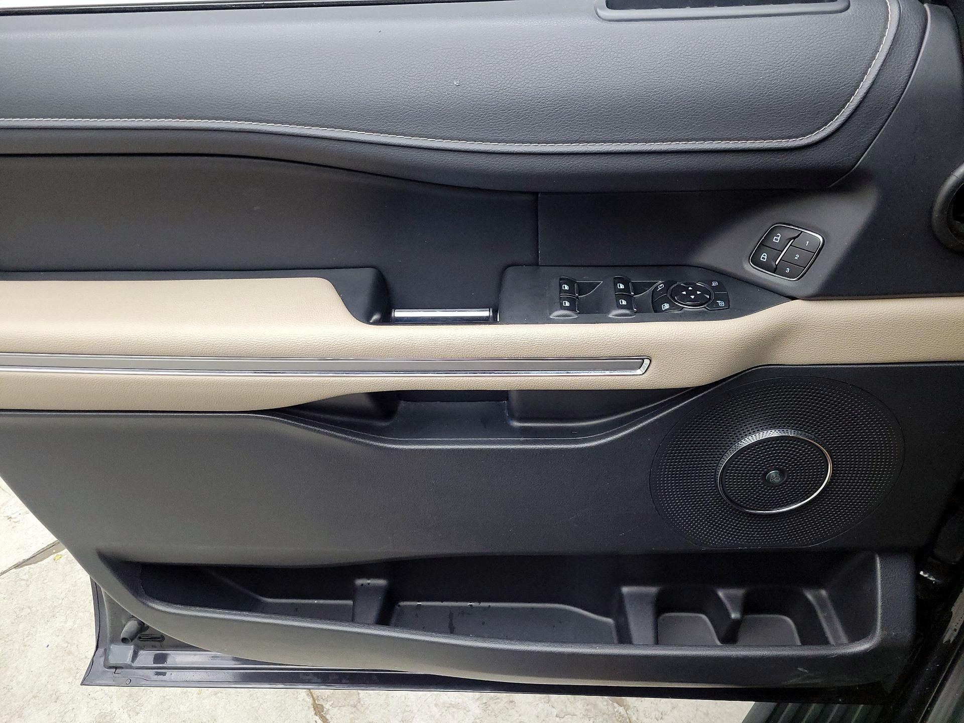 Thumbnail: 2024 Ford Expedition - 12