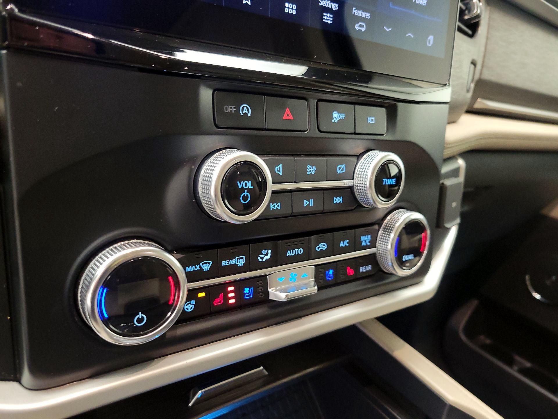 Thumbnail: 2024 Ford Expedition - 17