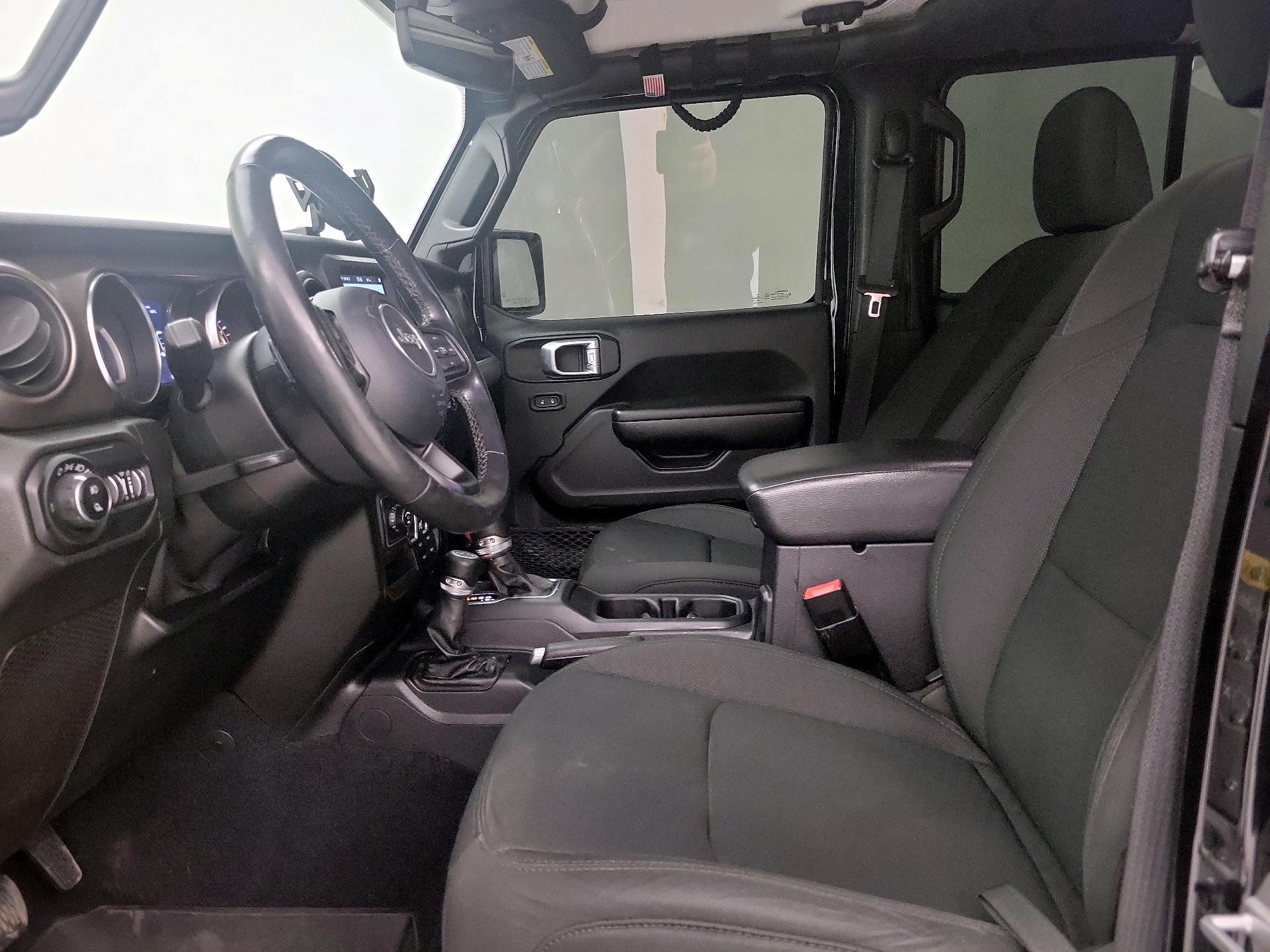 Thumbnail: 2020 Jeep Gladiator - 11