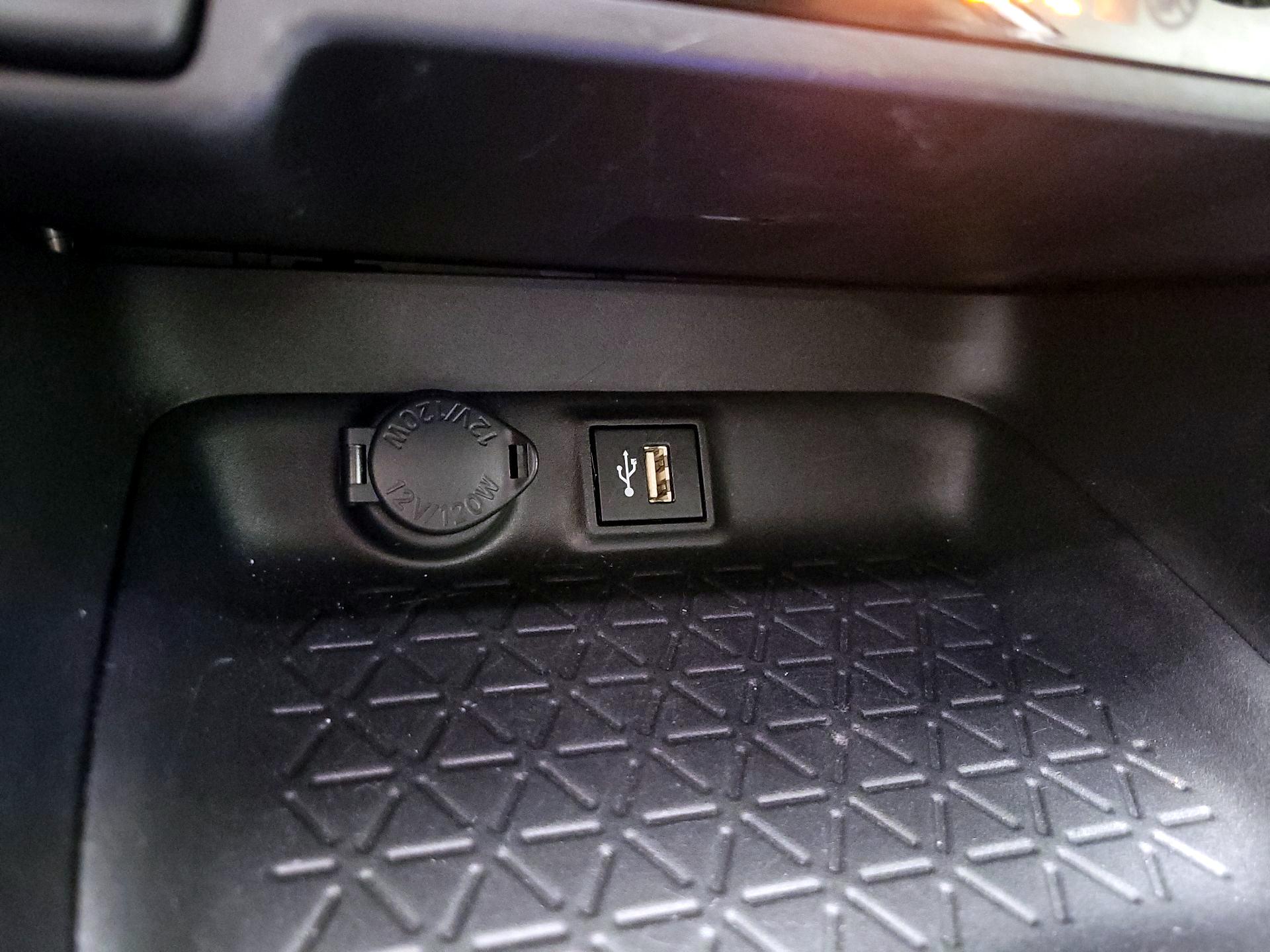 Thumbnail: 2024 Toyota RAV4 - 18