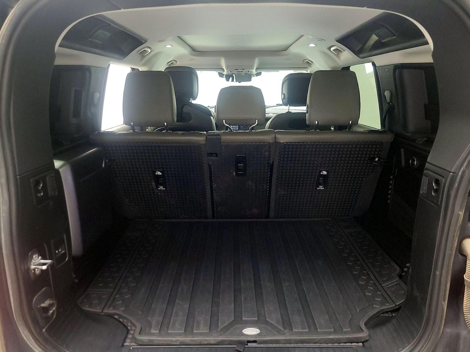 2020 Land Rover Defender HSE - Photo 22