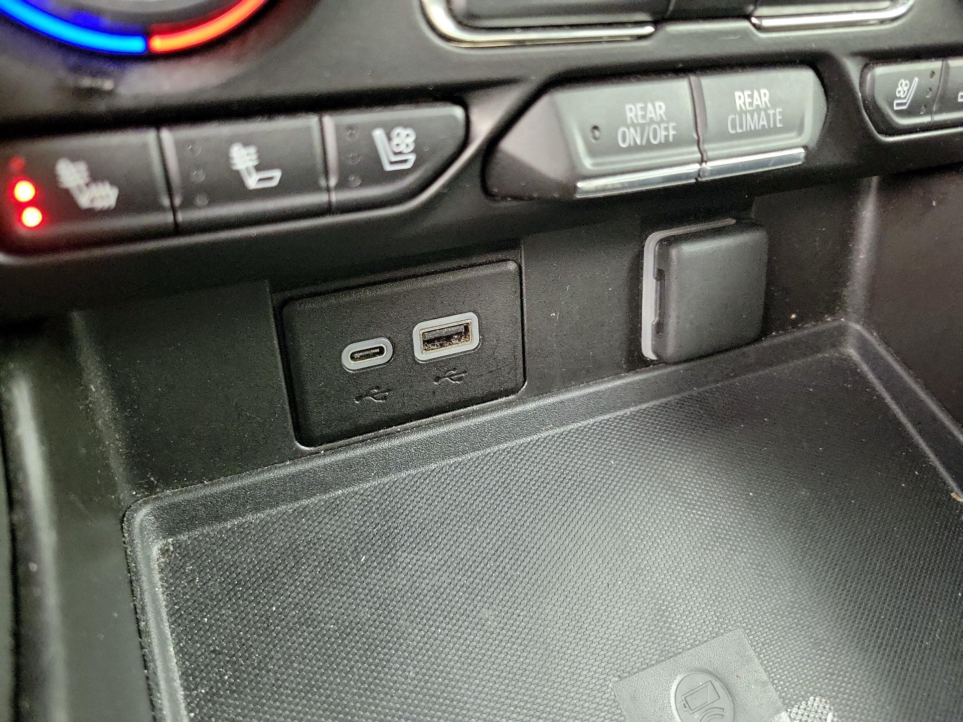 Thumbnail: 2023 Chevrolet Suburban - 19