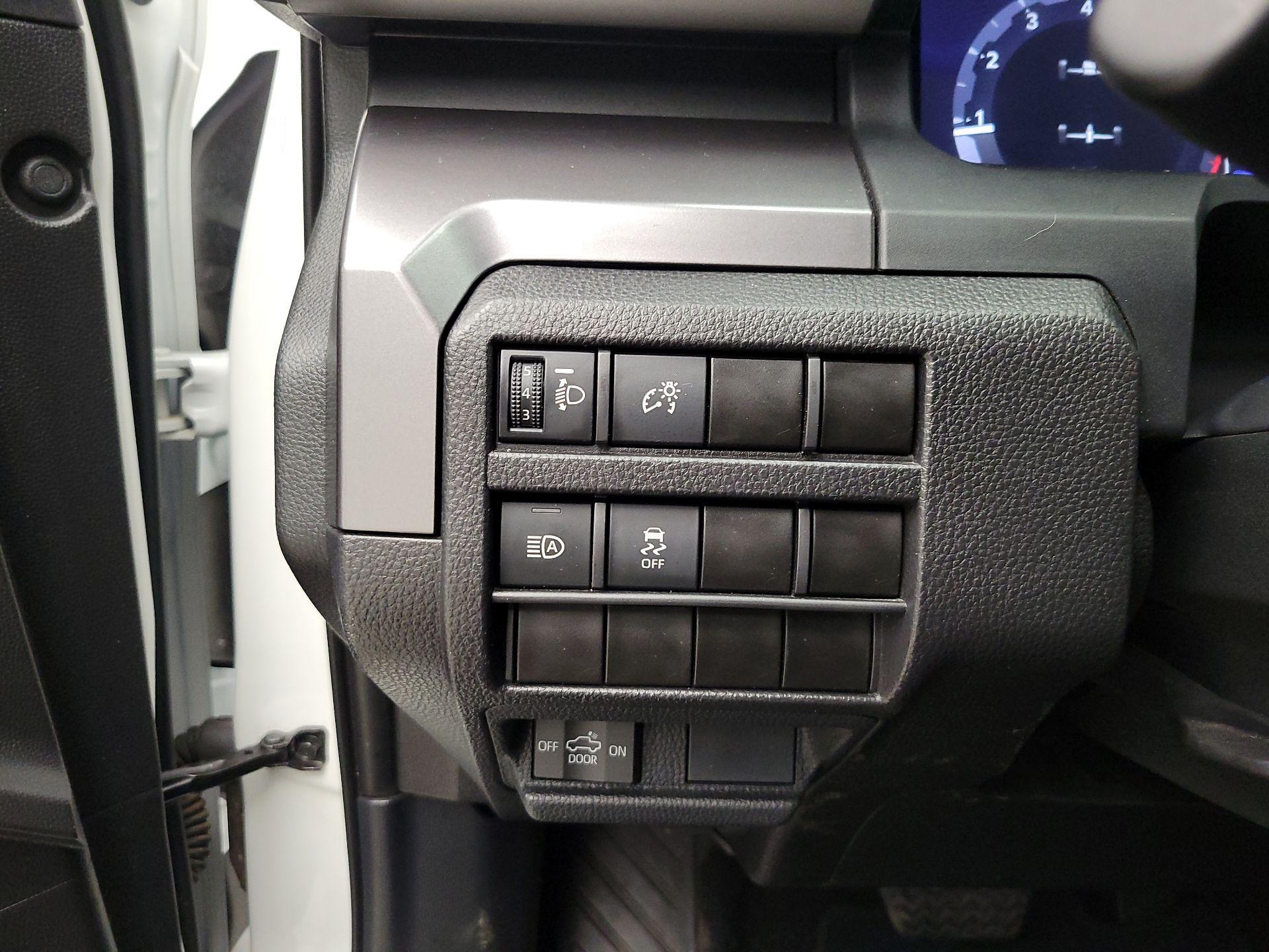 Thumbnail: 2025 Toyota Tacoma - 13