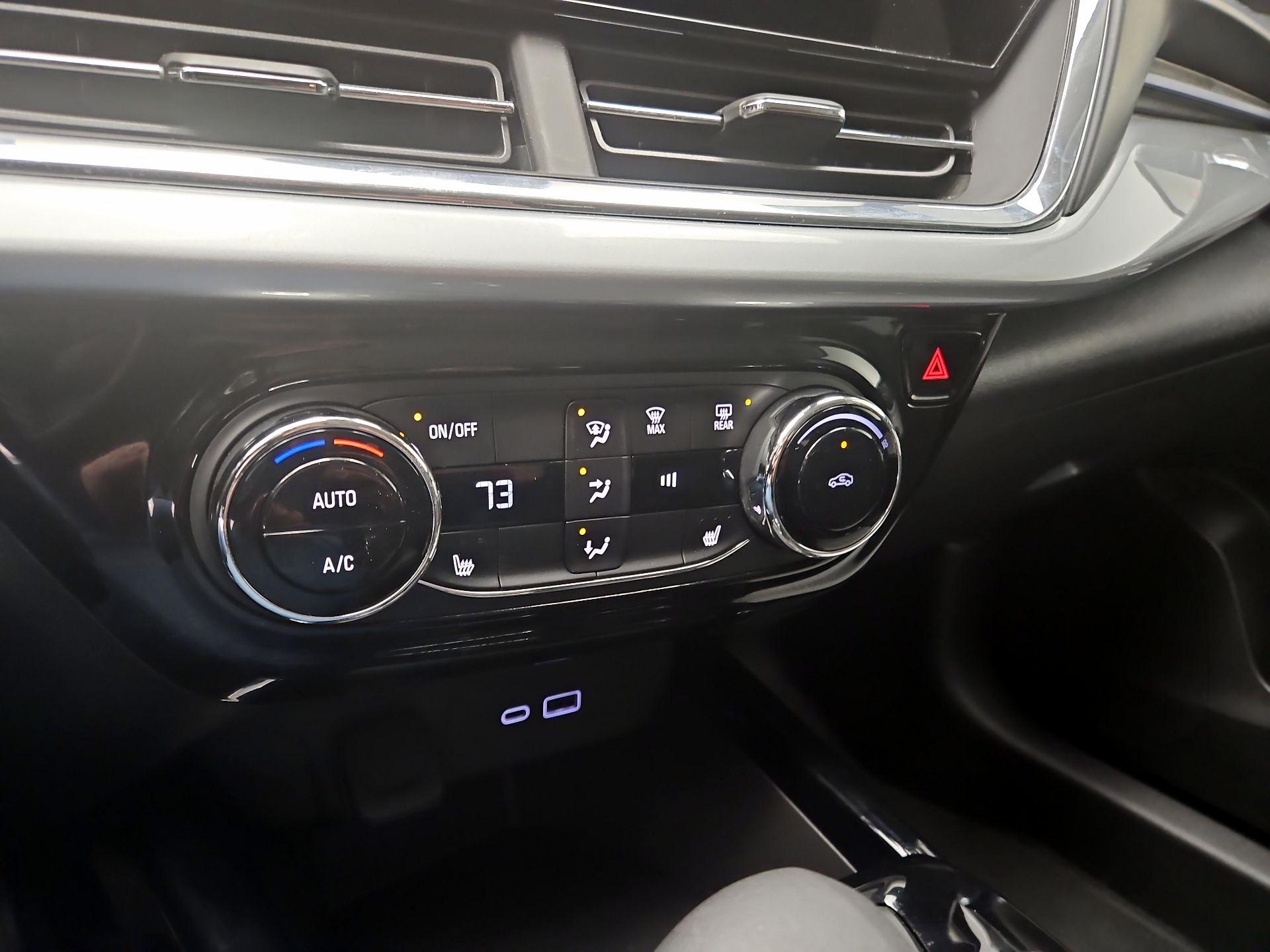 Thumbnail: 2025 Chevrolet Trax - 16